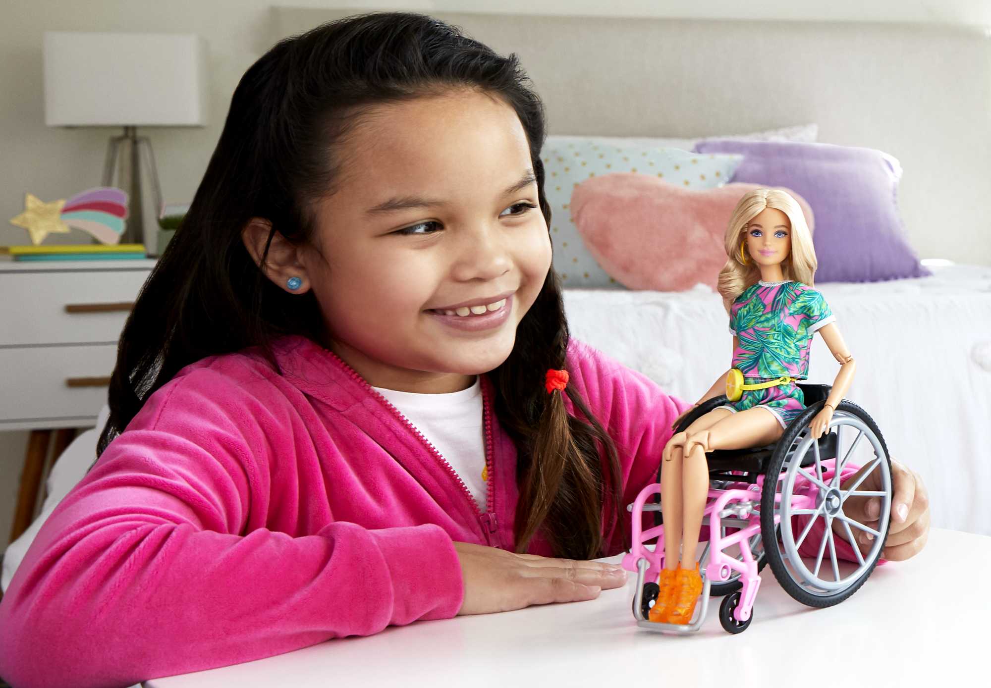 Barbie et Son Fauteuil Roulant - Image 2