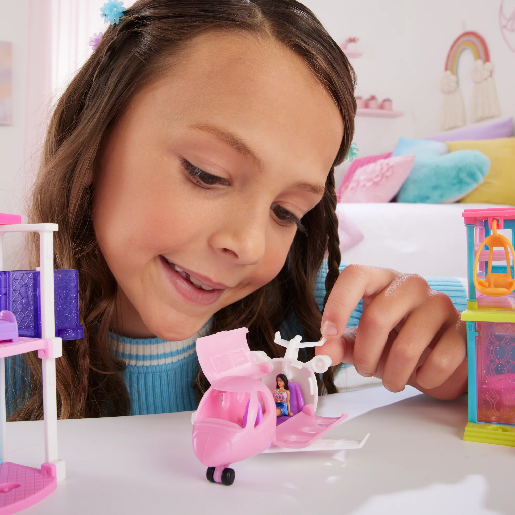 Barbie-Avion de Rêve Mini-Barbieland-Coffret Avec Avion et Poupée - Image 2