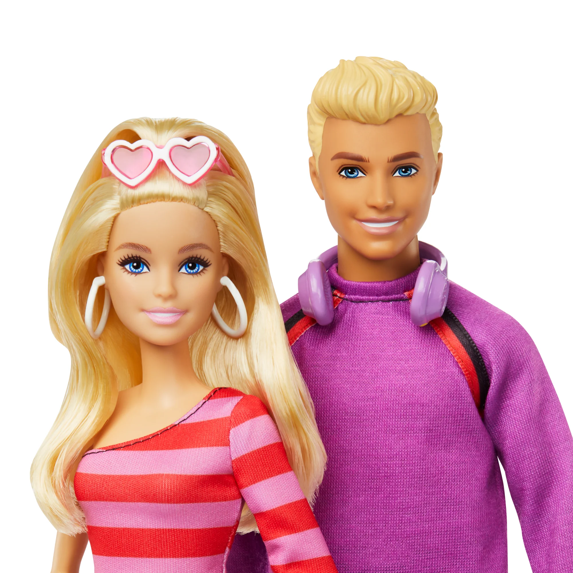 Barbie Fashionistas 2 Doll & 6 Accessories Set, Roller-Skating Theme, 65th Anniversary - Image 3