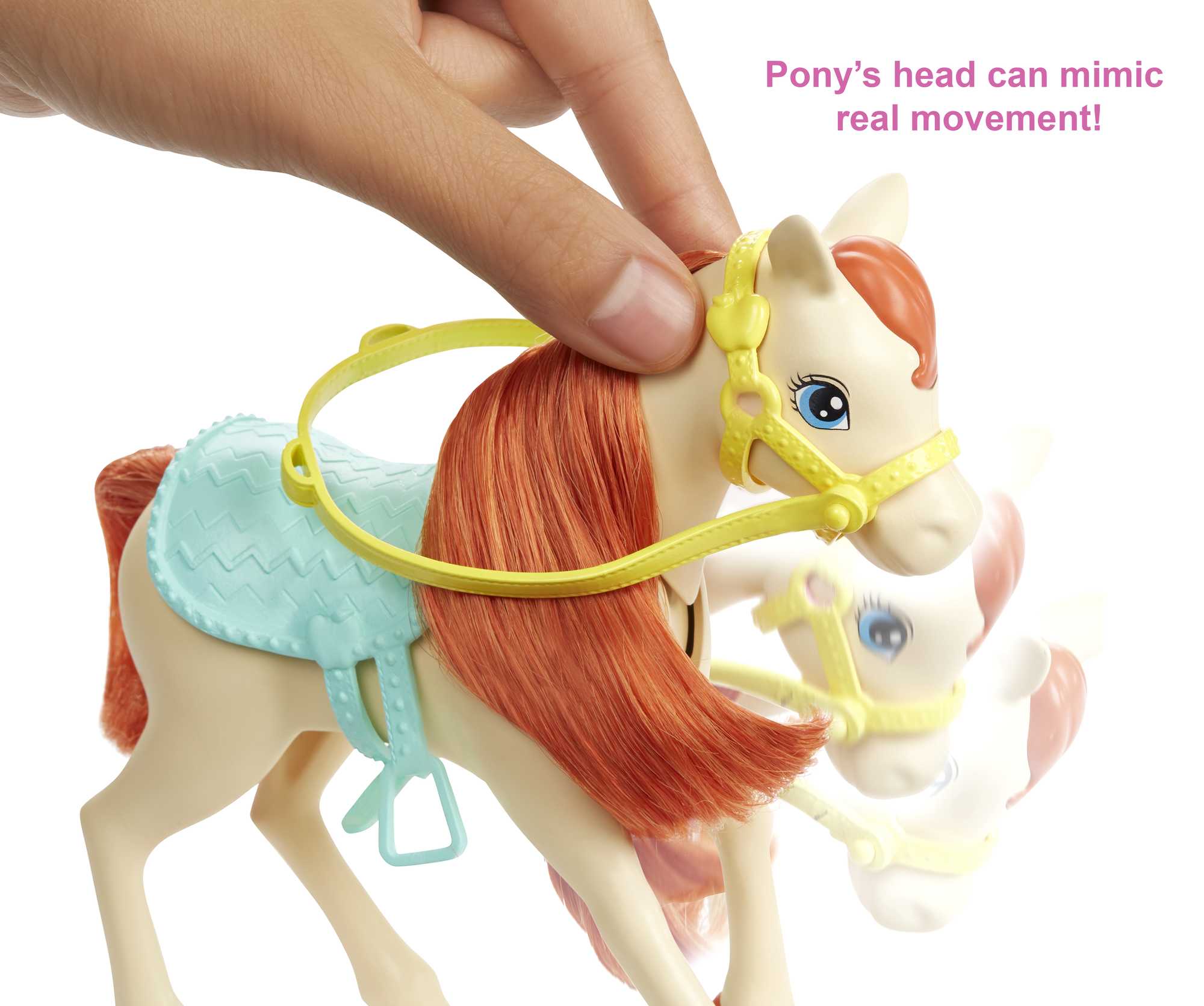 Barbie Hugs 'n' Horses With & Chelsea Dolls, Blonde Doll Playset - Image 4