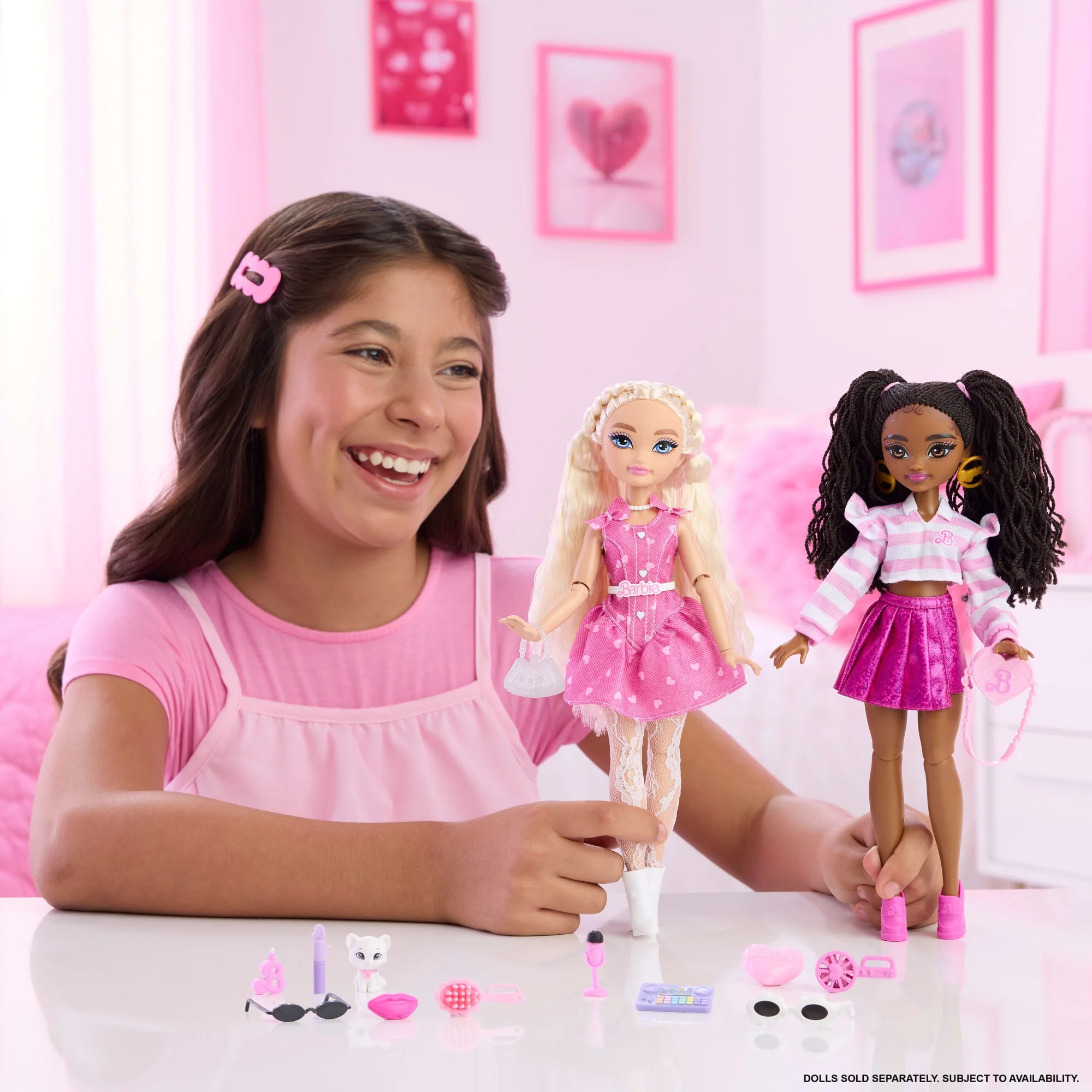 Barbie Dream Besties Barbie “Malibu” Doll & Accessories, Posable Fashion Doll & Themed Pieces - Image 2