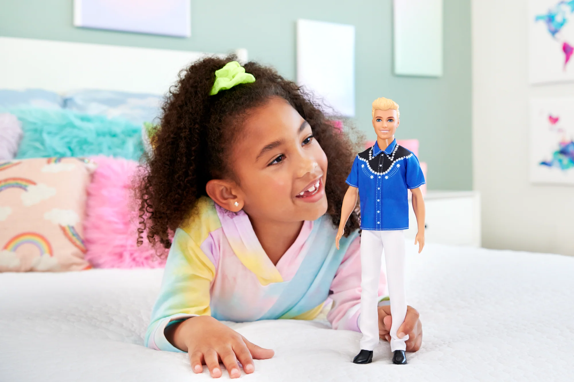 Barbie Fashionista Muñeco Ken Camisa Azul con Negro - Image 2