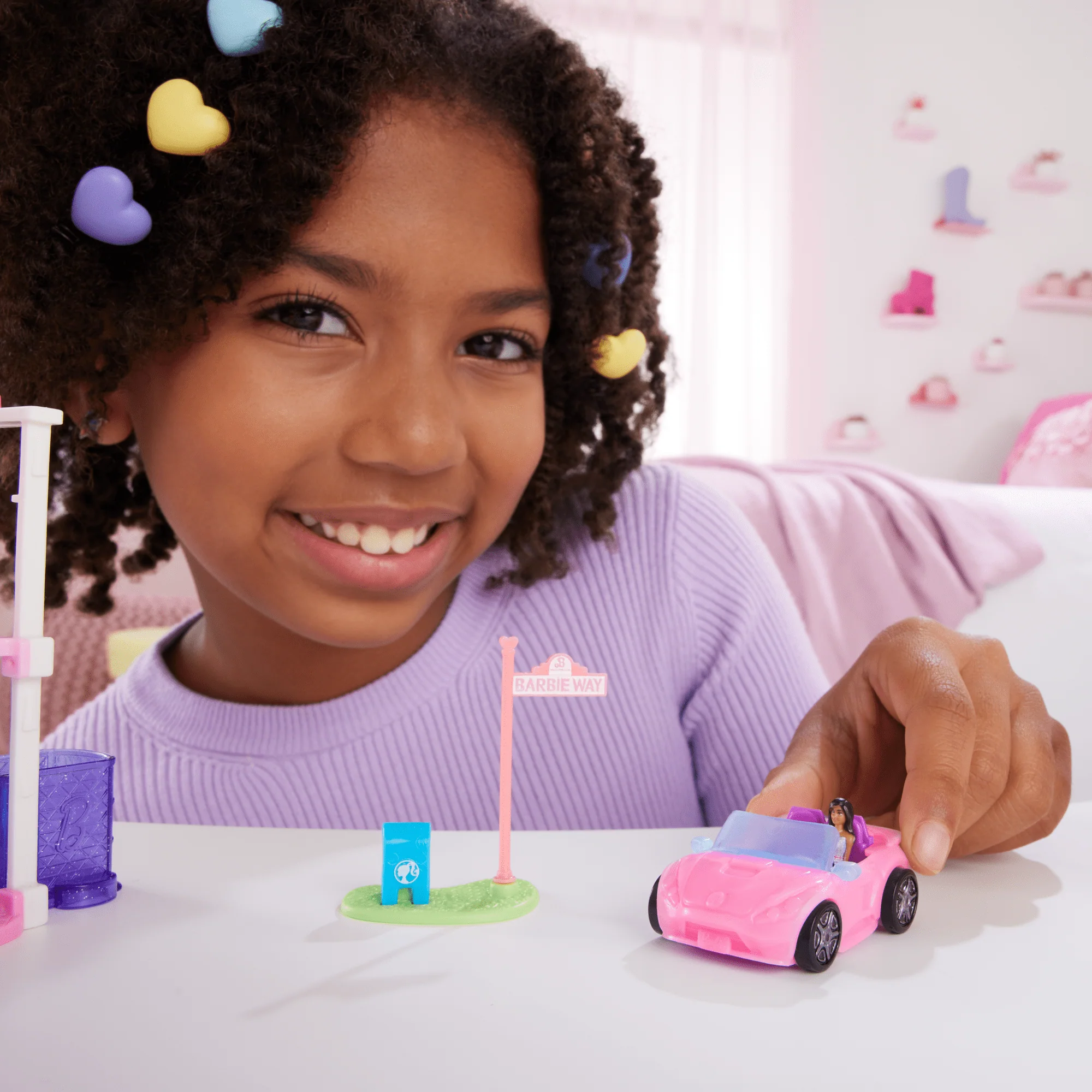 Barbie Mini BarbieLand Vehículo para Muñecas Convertible Rosa - Image 2