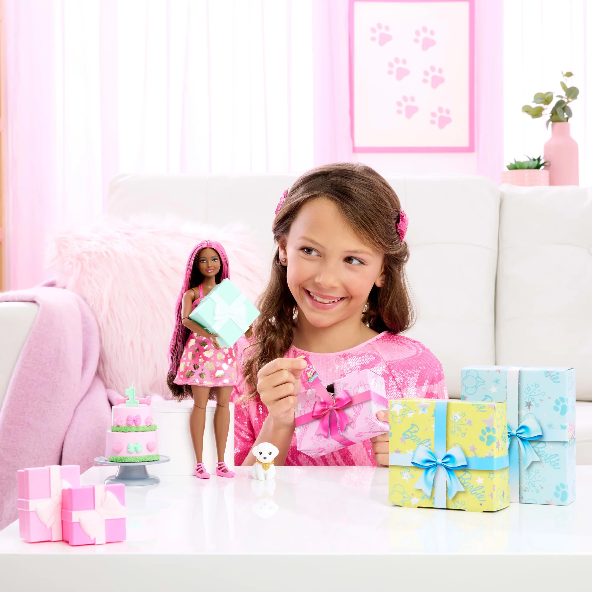 Barbie Party Unboxed Pet Birthday Series Doll & Accessories, Shimmerin’ Hearts Set With 10 Surprises - Image 2