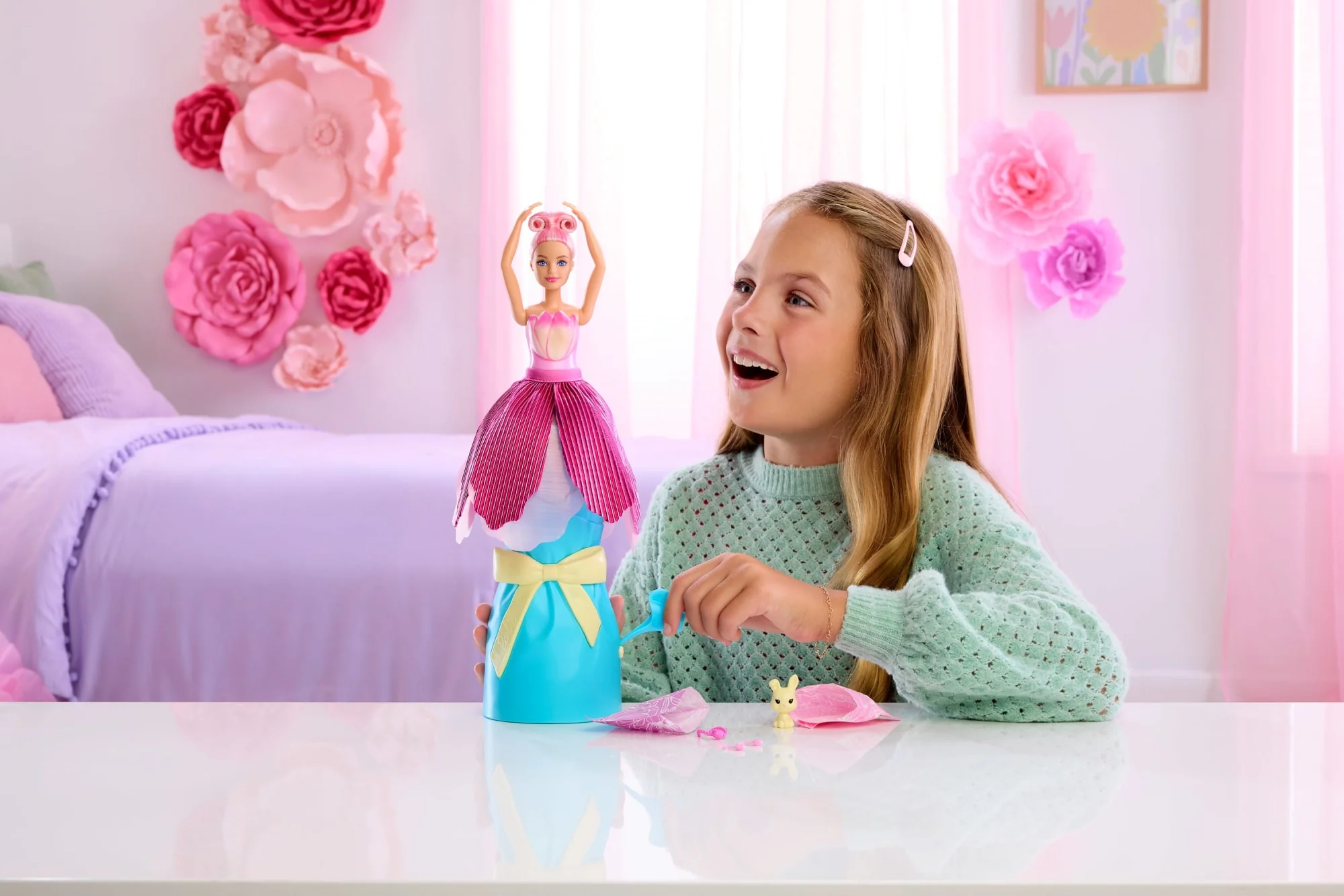 Barbie Reveal Petal Pop Tulipan Rosa - Image 2