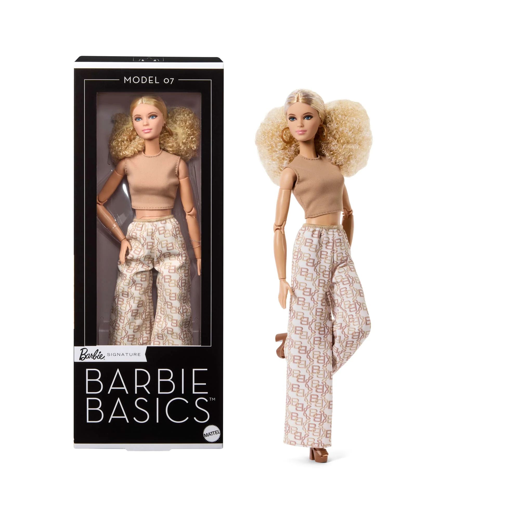 Barbie Signature Barbie Basics - Saia Dourada