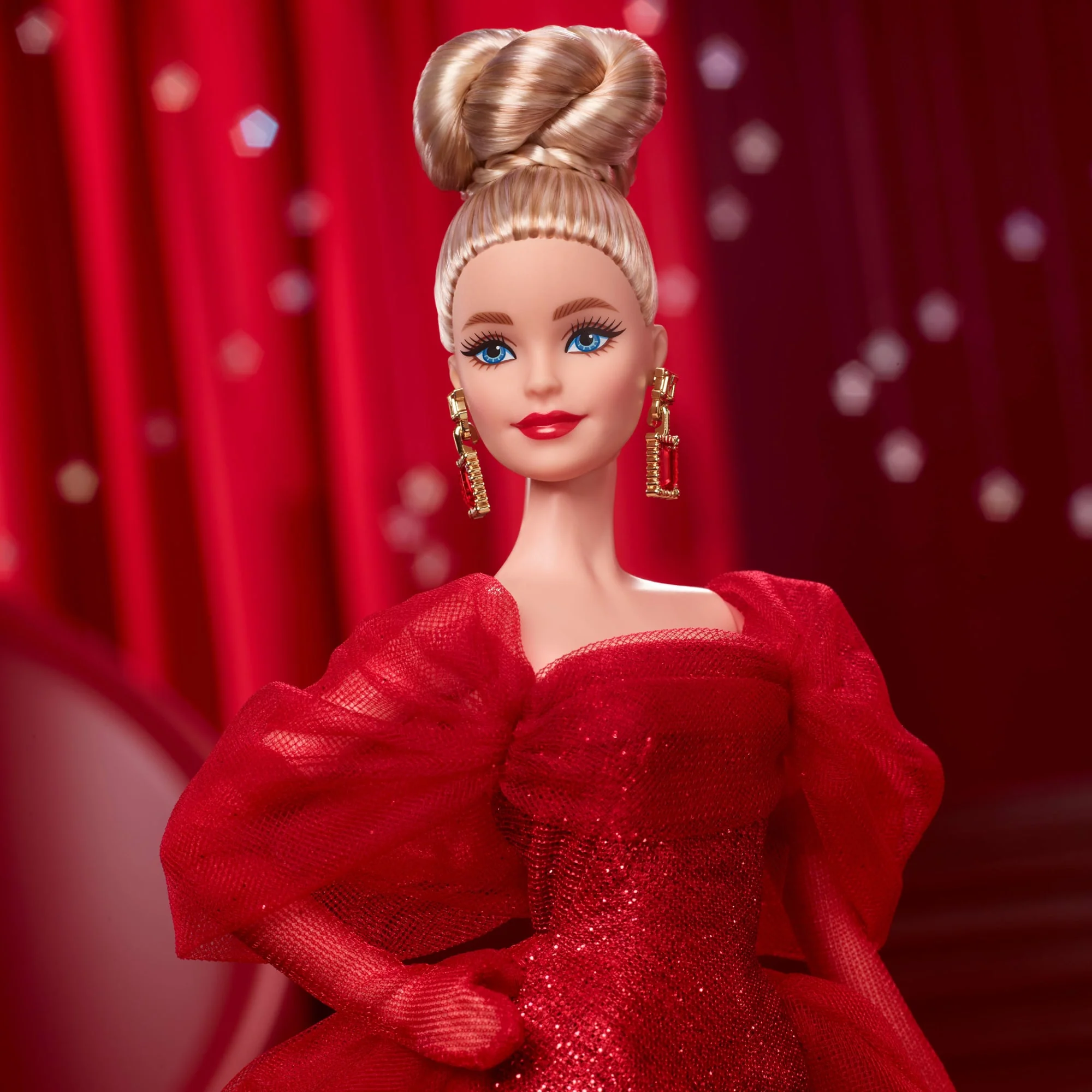Barbie Signature Collectible Doll For Mattel 80Th Anniversary, Glittery Red Tulle Gown, Blonde Hair - Image 3