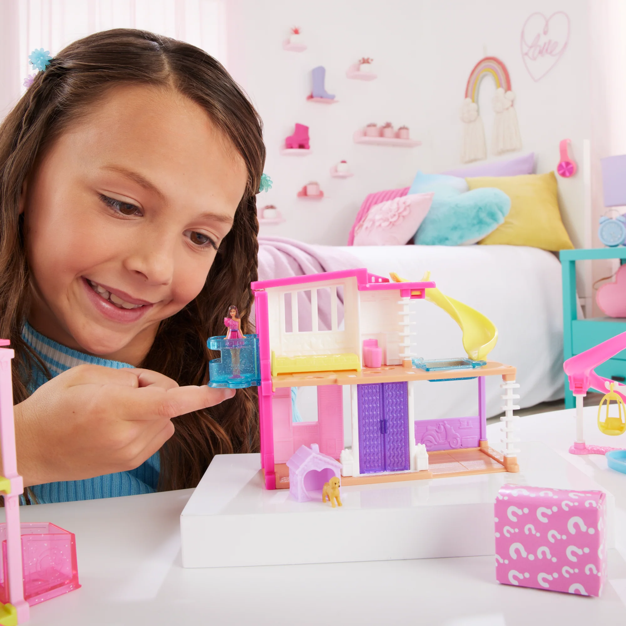Barbie  Mini Barbieland  Coffrets  Maison de Poupée, Poupée 3,81 Cm - Image 2