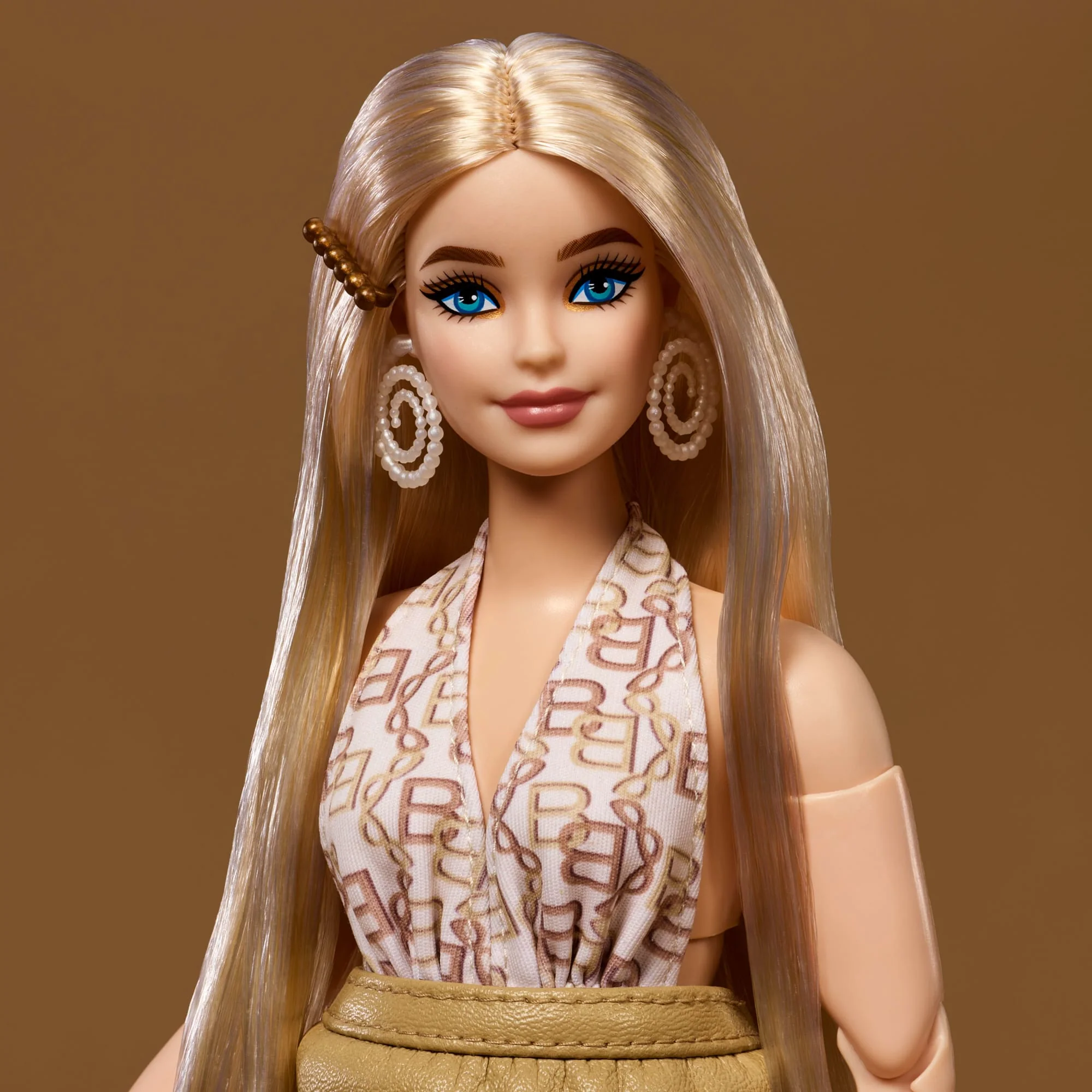 Barbie You Create Barbie Basics Neutral Kit 003, Customizable Fashion Doll & Universal-Fit Clothing - Image 5