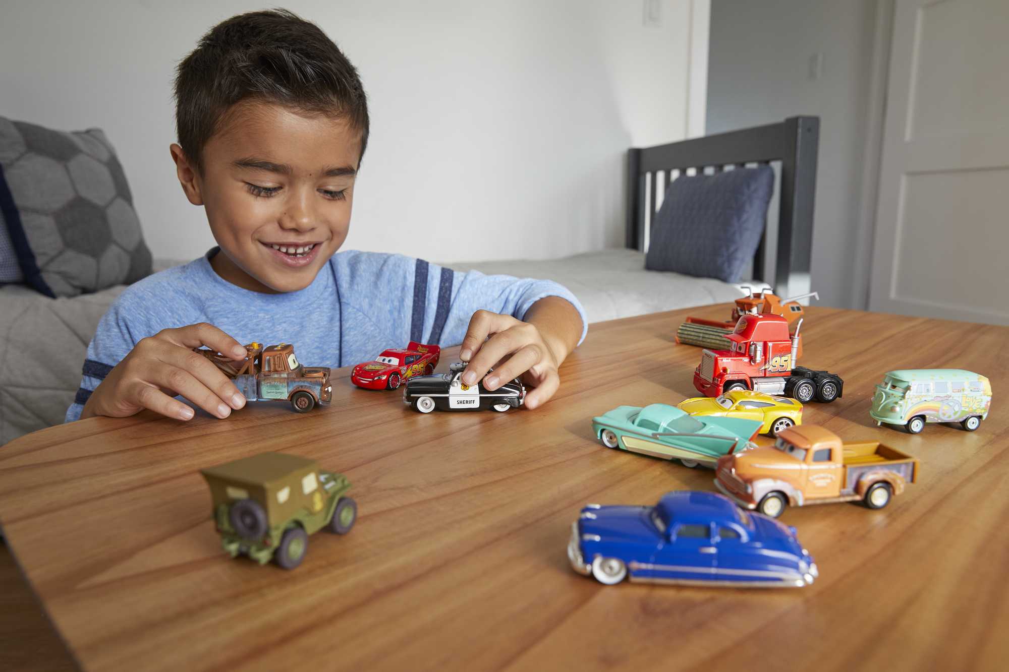 Carros da Disney e Pixar Diecast Veículo de Brinquedo Jackson Storm - Image 2