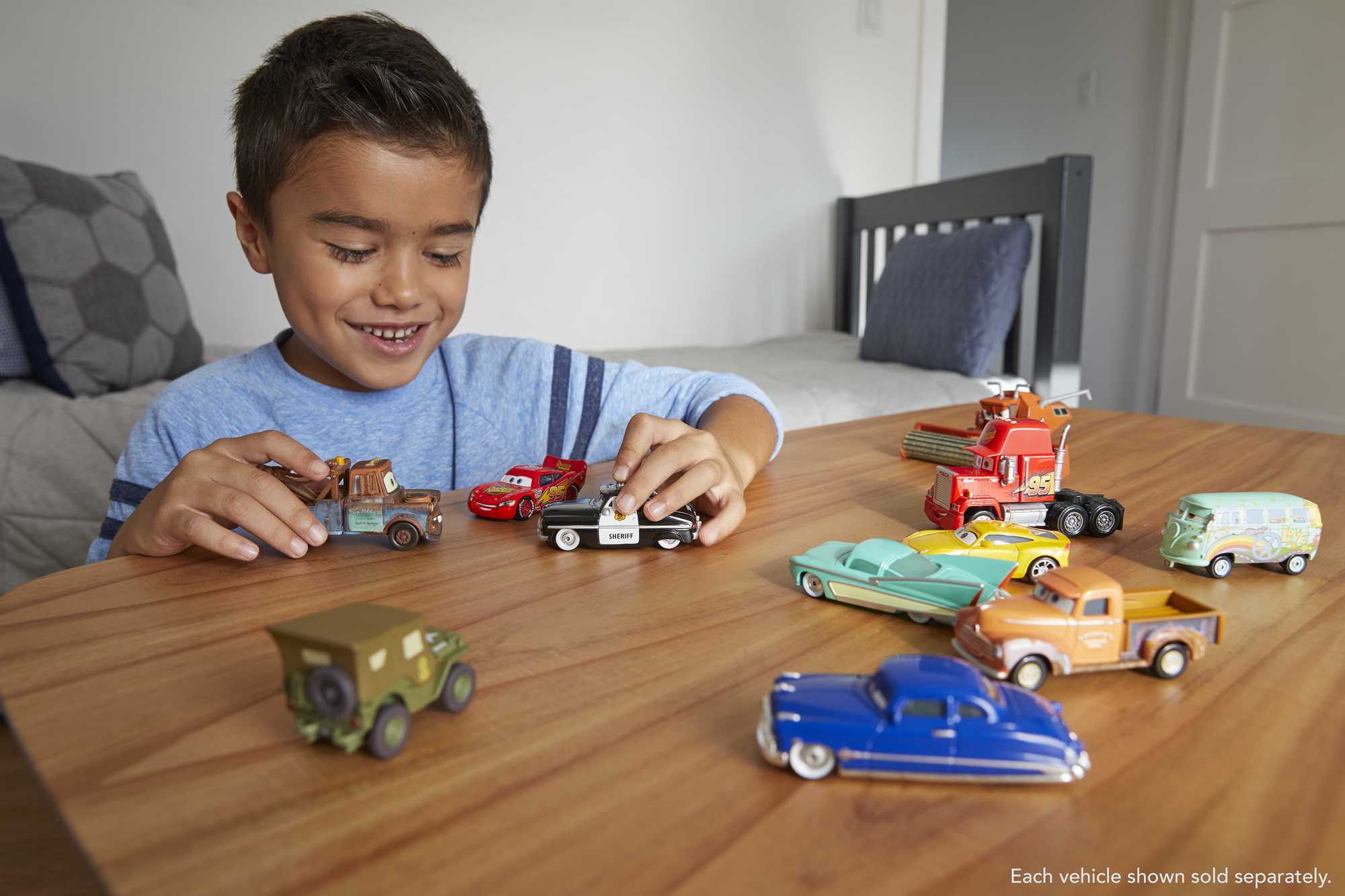 Cars de Disney y Pixar Diecast Vehículo de Juguete Triple Dent Gen 3 - Image 3