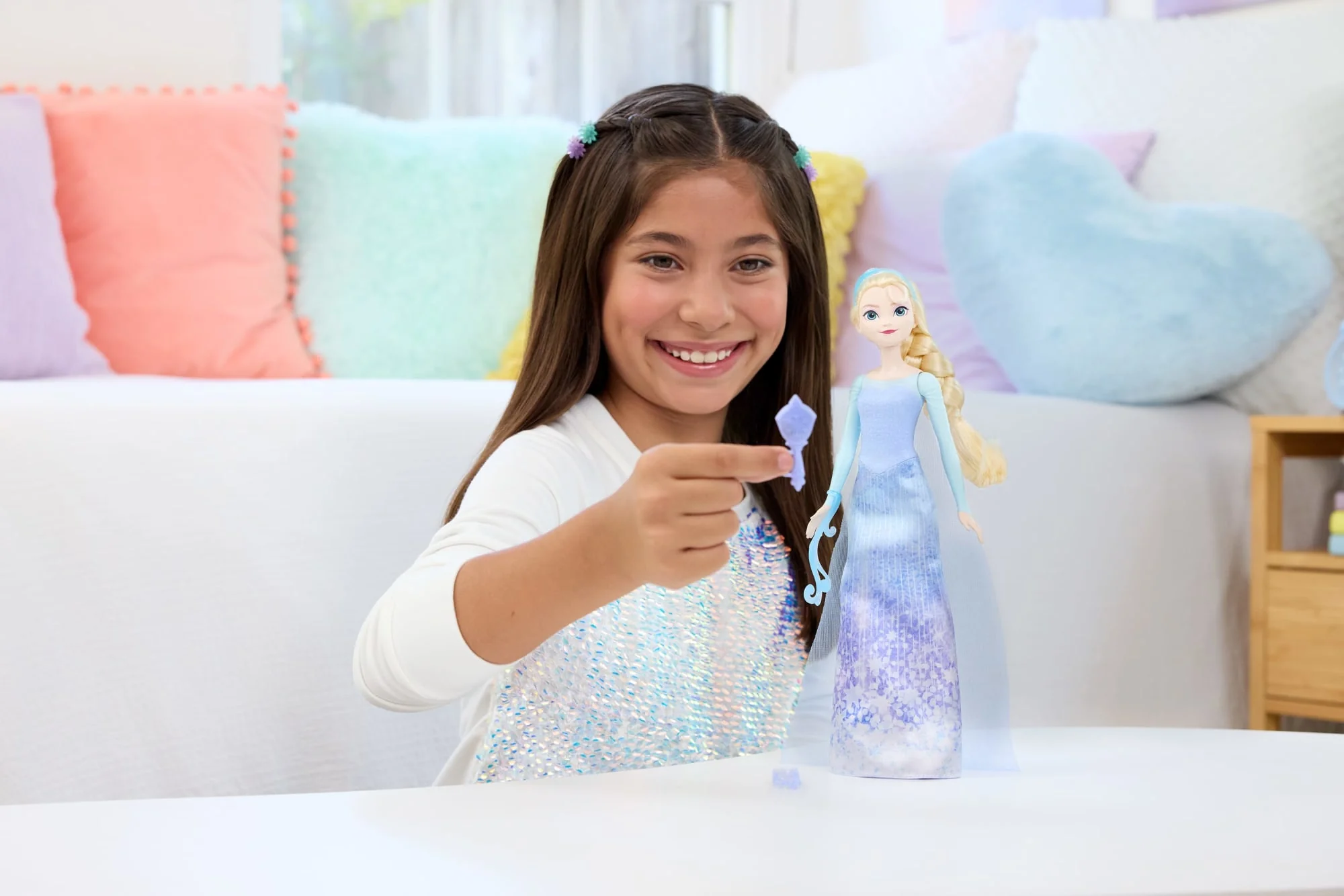 Disney Frozen Spin & Reveal Elsa Fashion Doll & Accessories With 11 Surprises From Disney Movie - Image 2