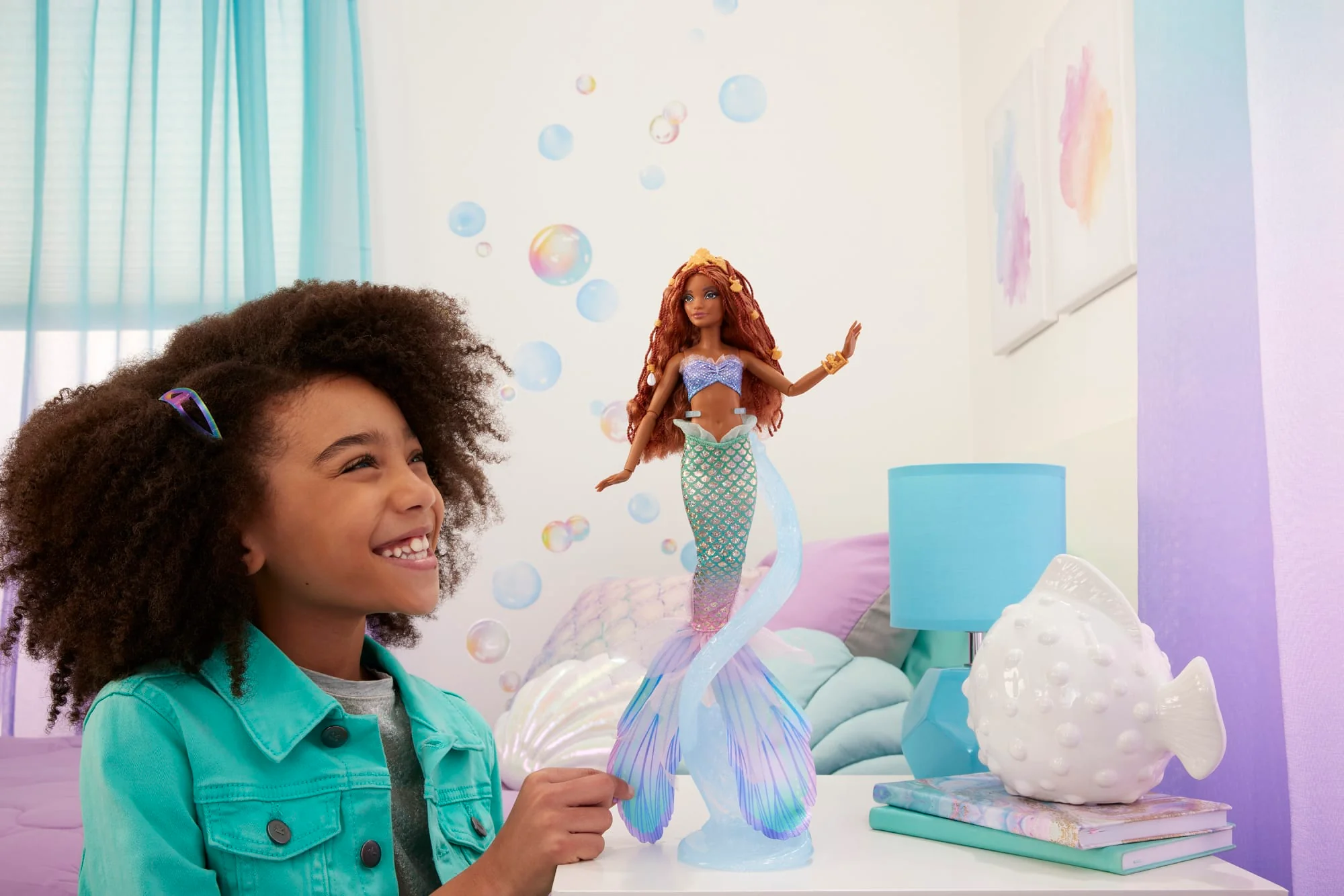Disney La Petite Sirène Poupée Ariel deluxe Avec Perles à Mèche et Socle - Image 2