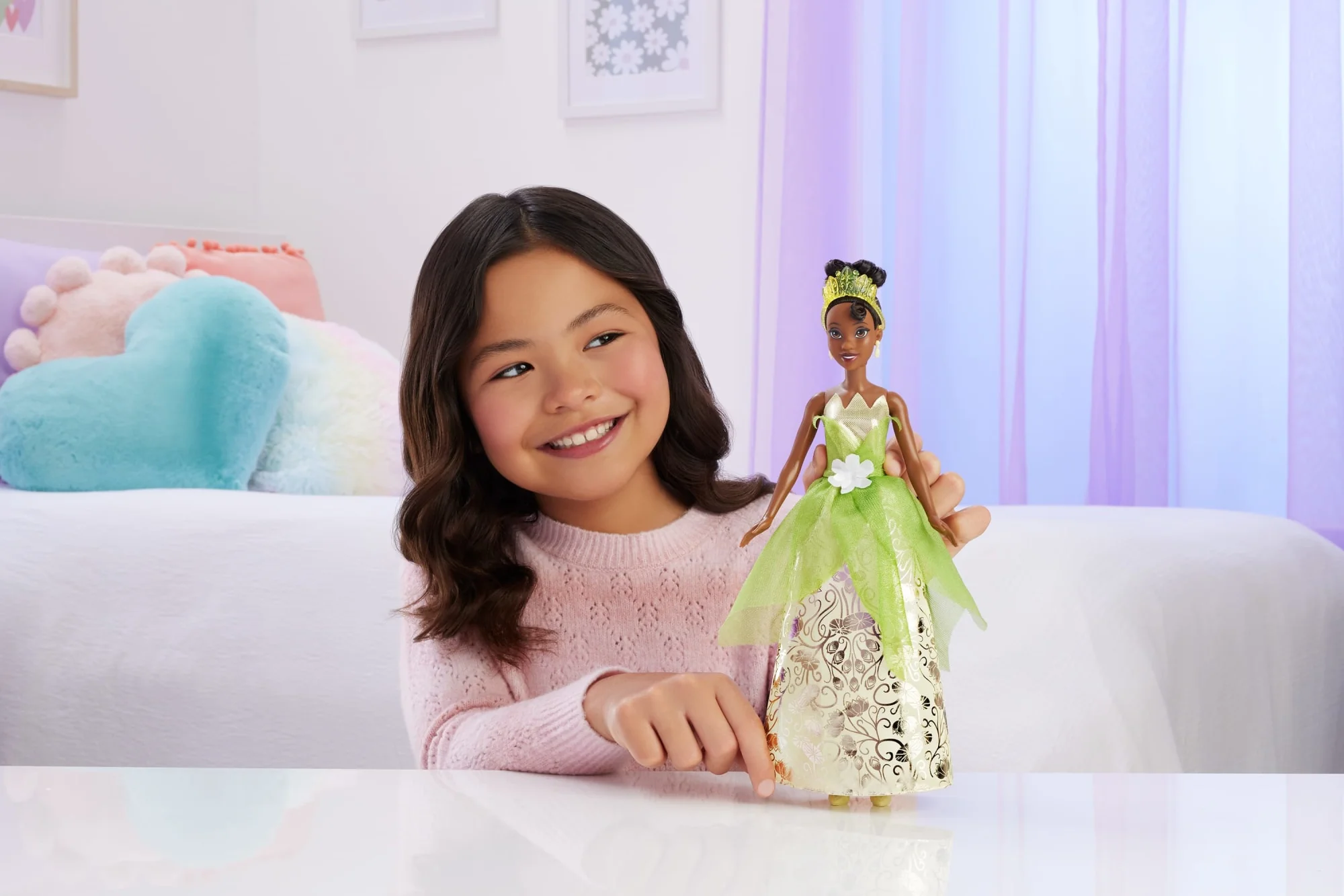 Disney Princess Enchanted Stories Tiana Fashion Doll With Sparkling Dress & Accessories, Posable - Image 2