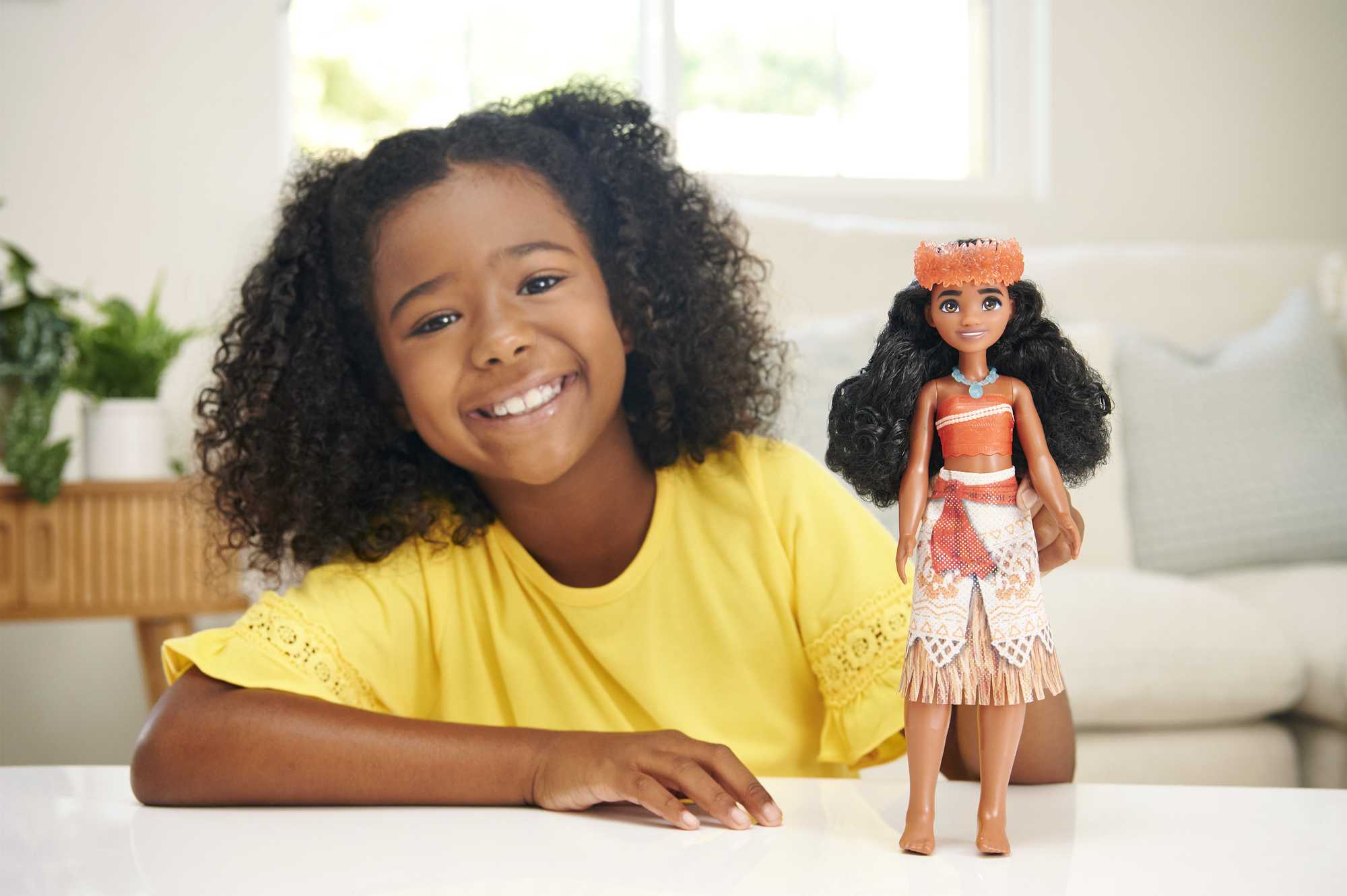 Disney Princess Toys, Moana Fashion Doll And Accessories - Image 2