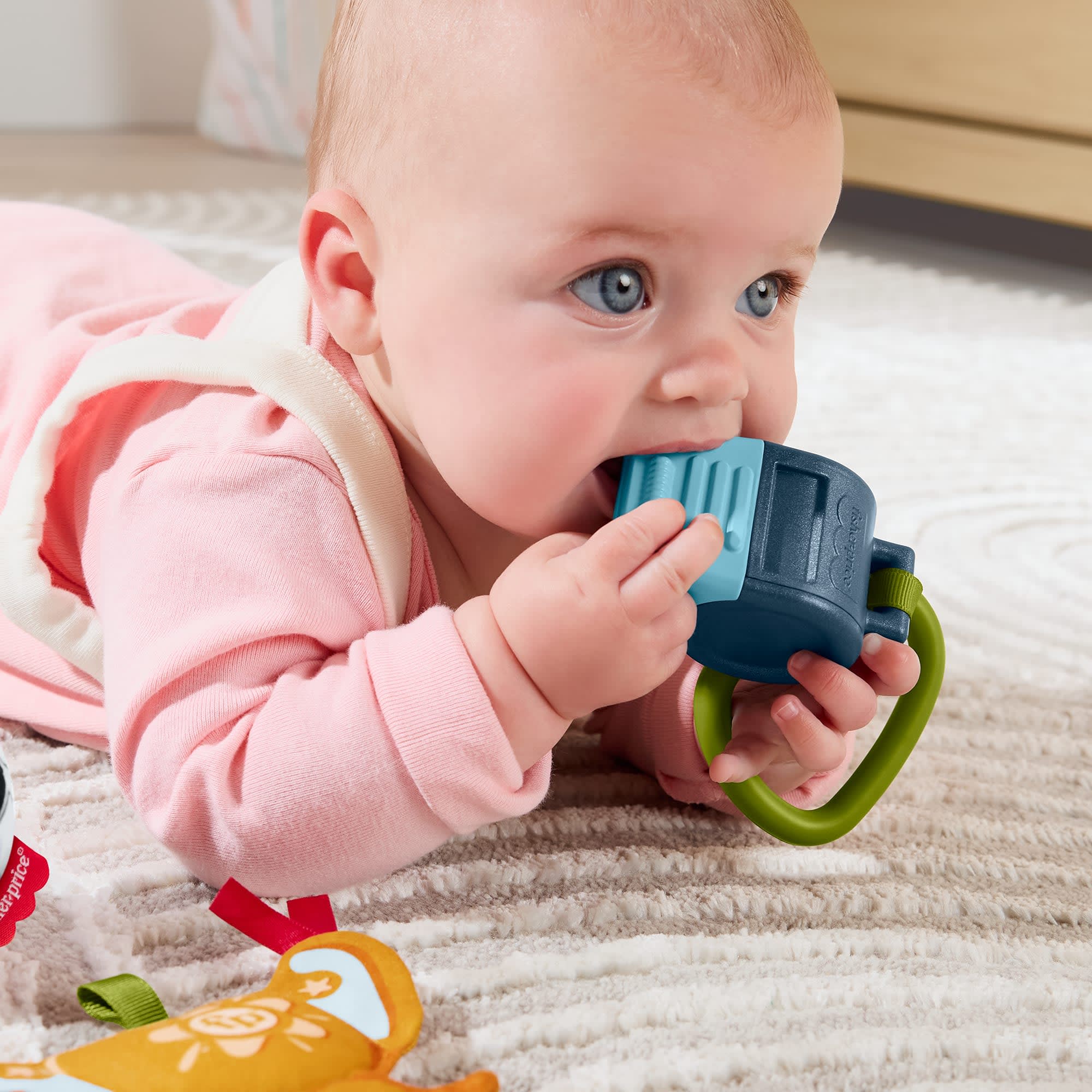 Fisher-Price Baby Brinquedo para Bebês Conjunto Sensorial de Futebol - Image 4