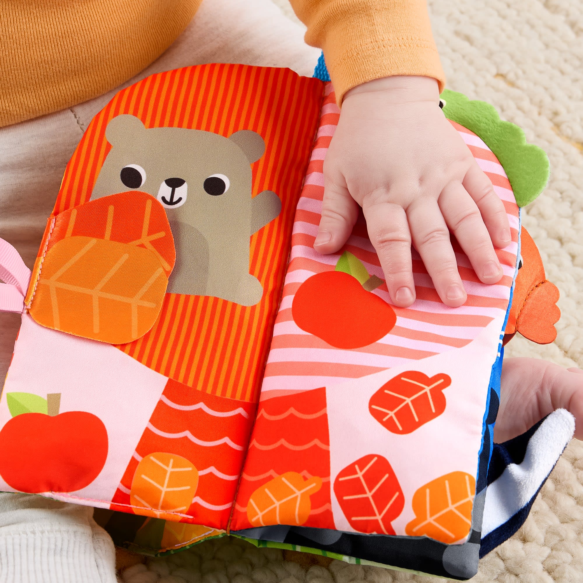Fisher-Price Baby Brinquedo para Bebês FP Livro Sensorial - Image 5