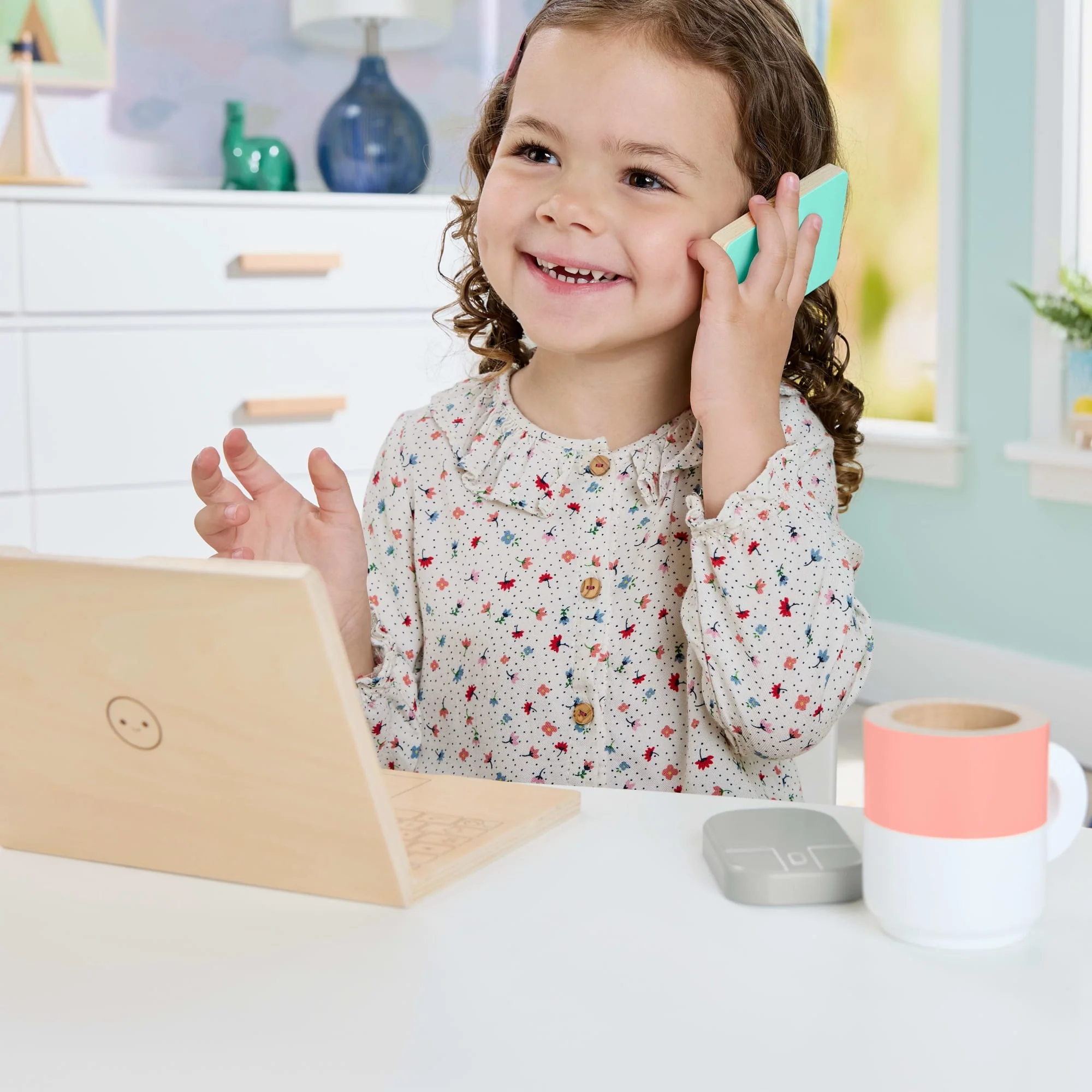 Fisher-Price Juguete para Bebés Kit Home Office de Madera - Image 2