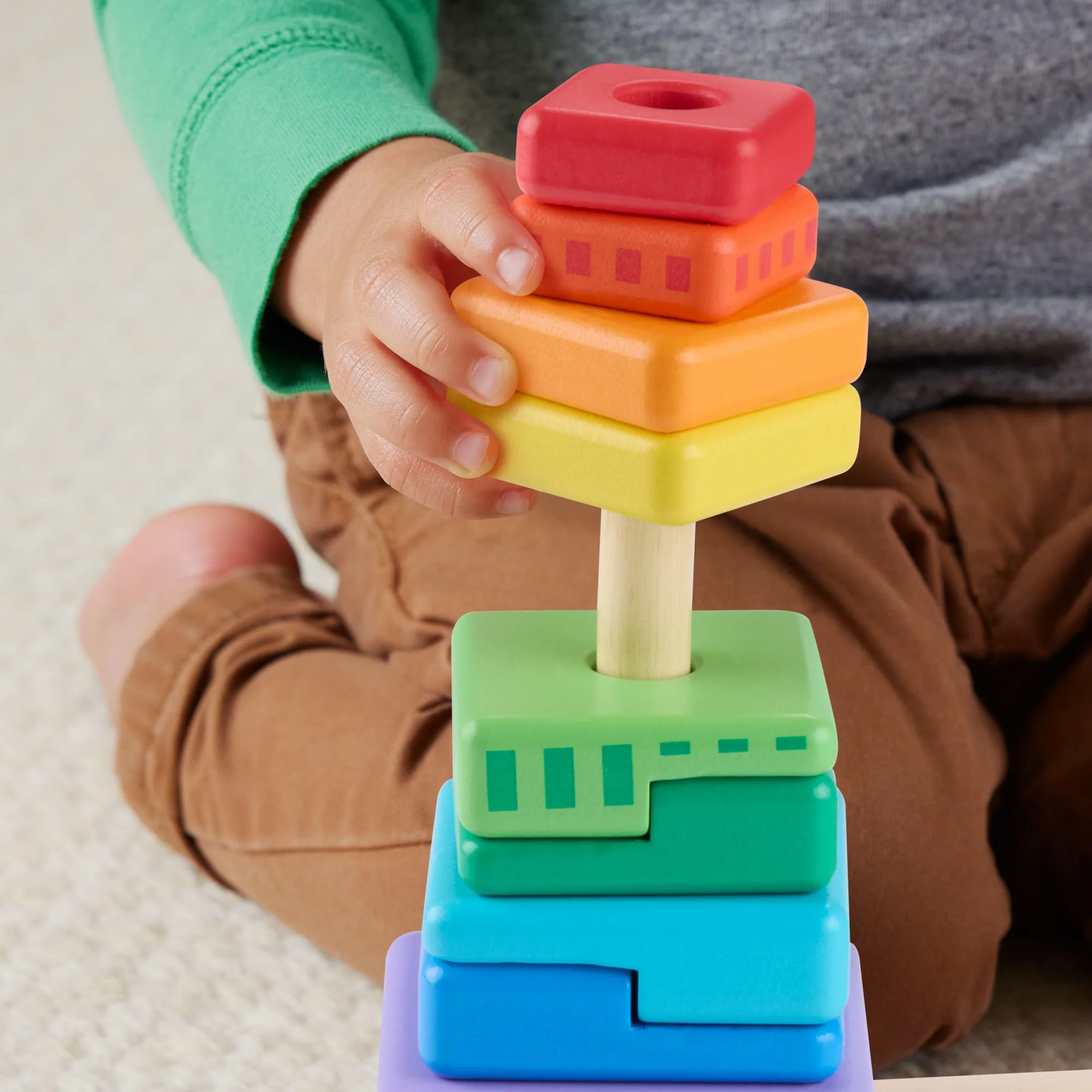 Fisher-Price Juguete para Bebés Torres de Actividades de Madera - Image 3