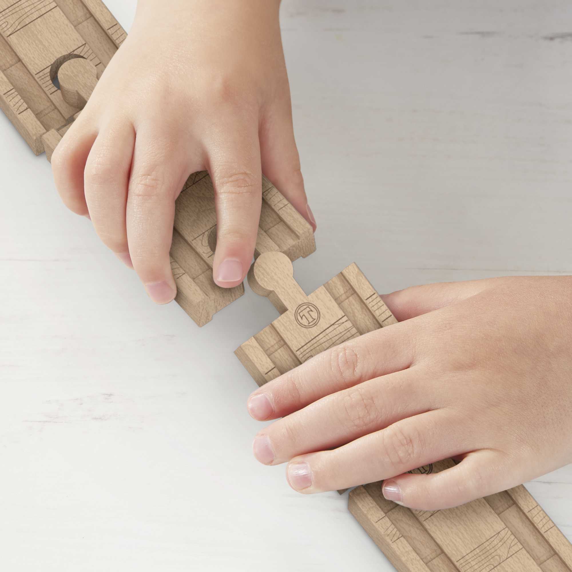Fisher-Price Thomas et ses Amis Piste en Bois Coffret D’Extension de Piste Clackety Track - Image 3