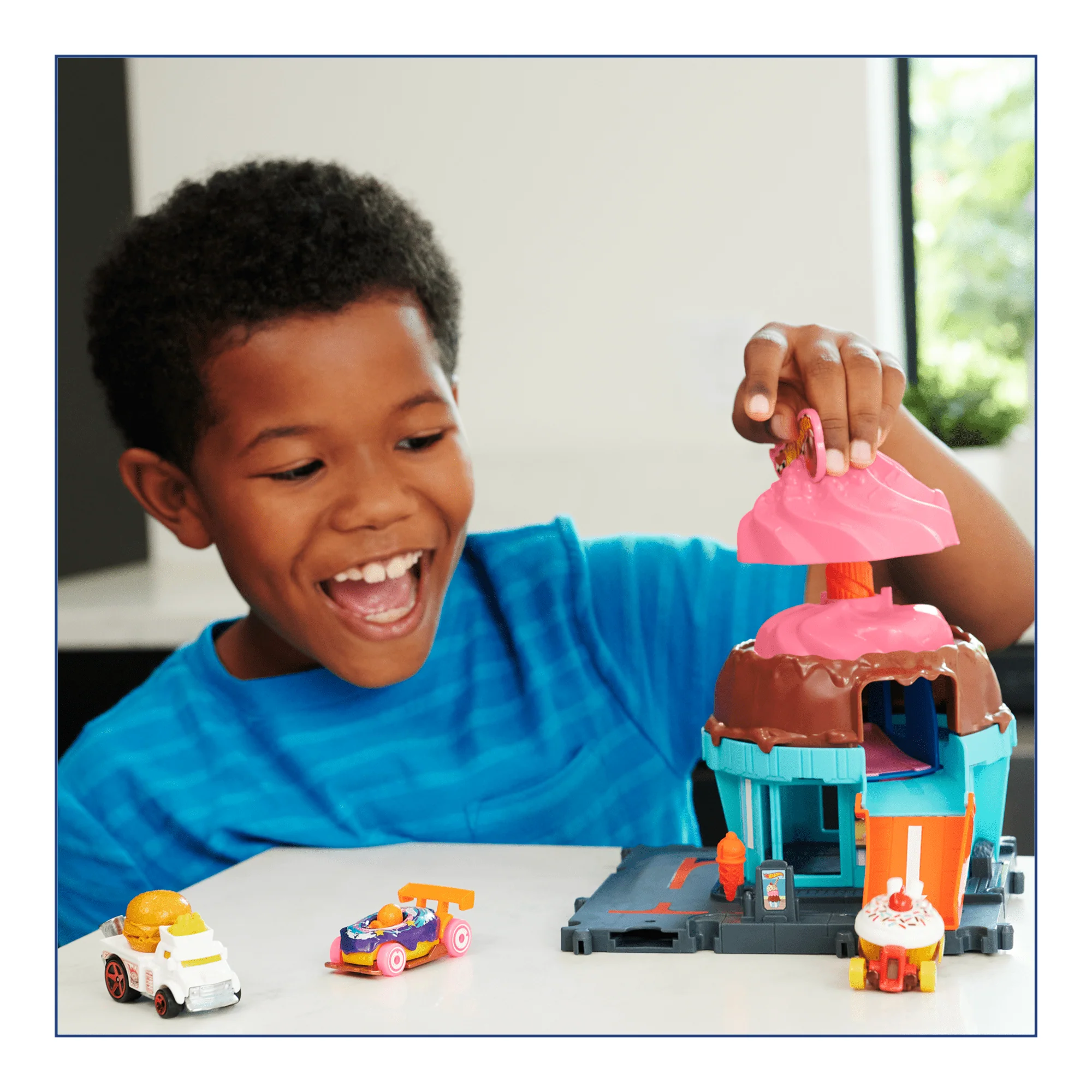 Hot Wheels City Pista de Brinquedo Sorveteria - Image 2