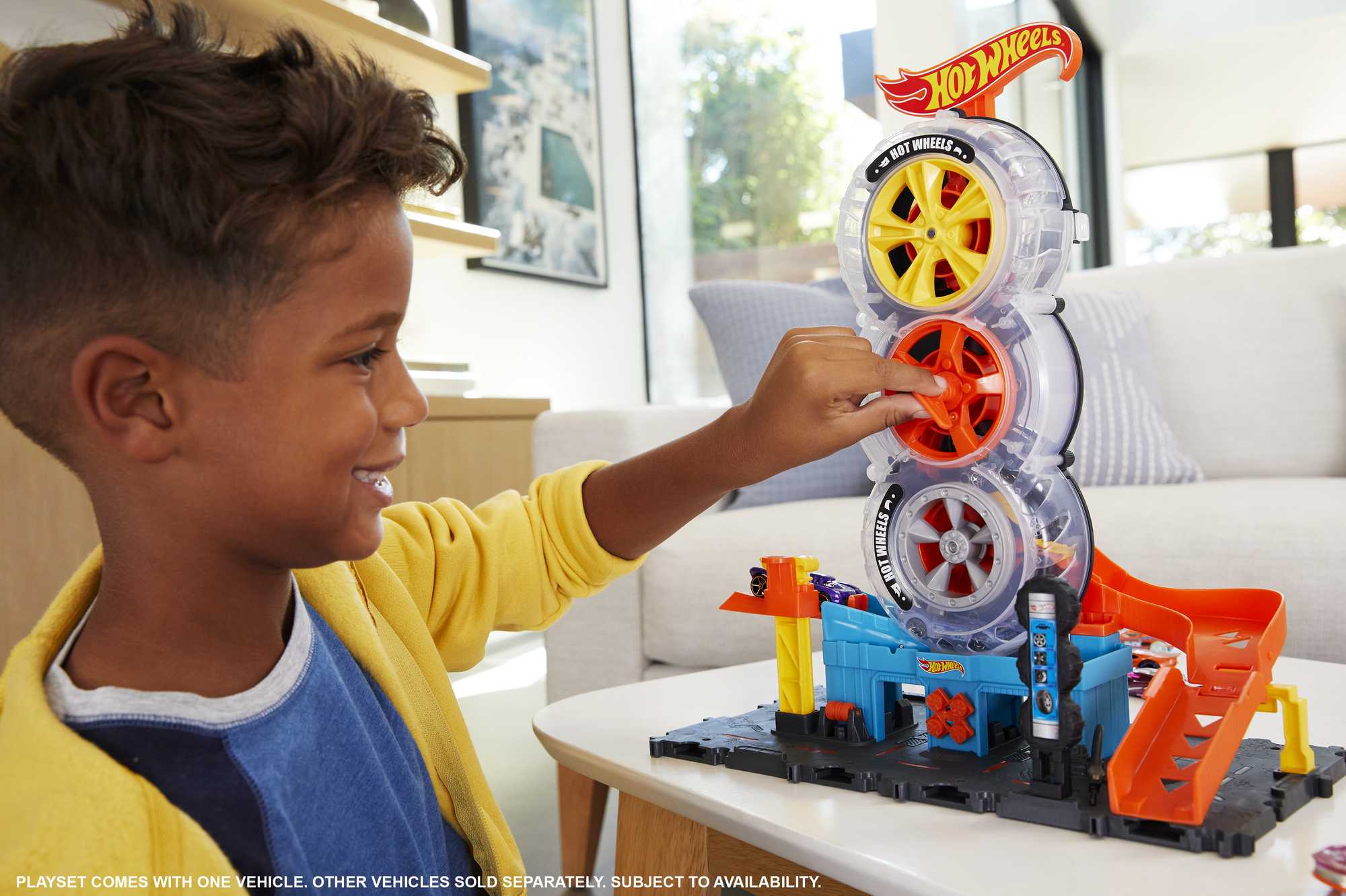 Hot Wheels City Super Twist Tire Shop - Image 2