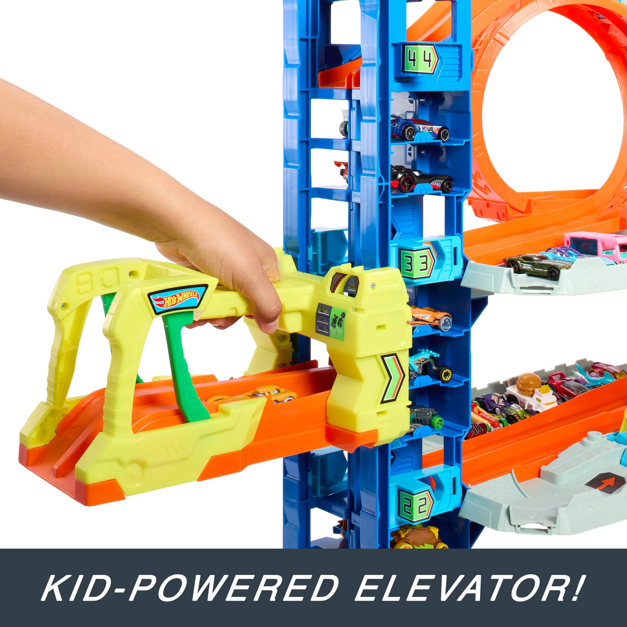 Hot Wheels City Ultimate Garage Playset From “Let's Race” With 2 Toy Cars & Storage For 50+ Cars - Image 4