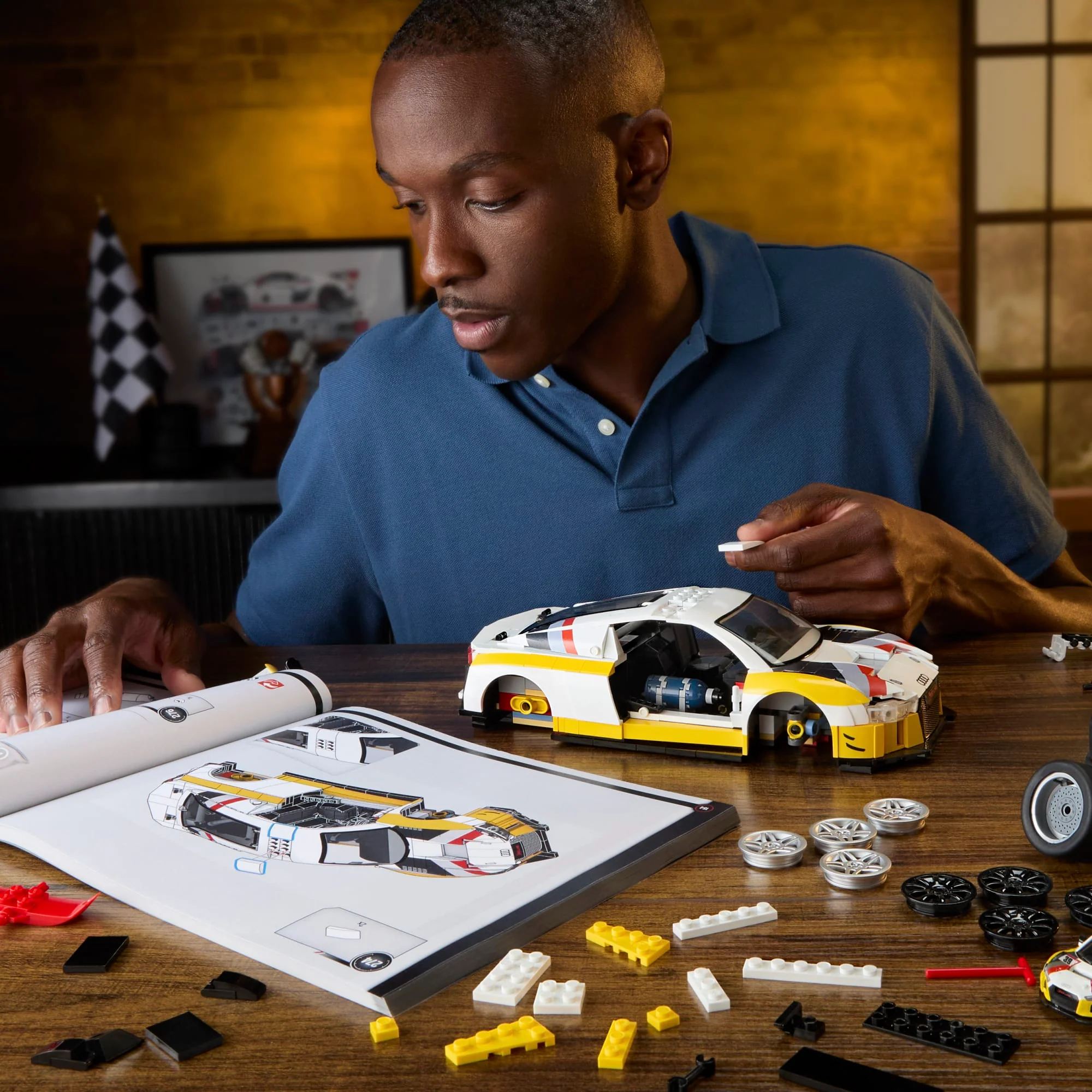 Hot Wheels Coffret de Construction Audi R8 Lms - Image 2