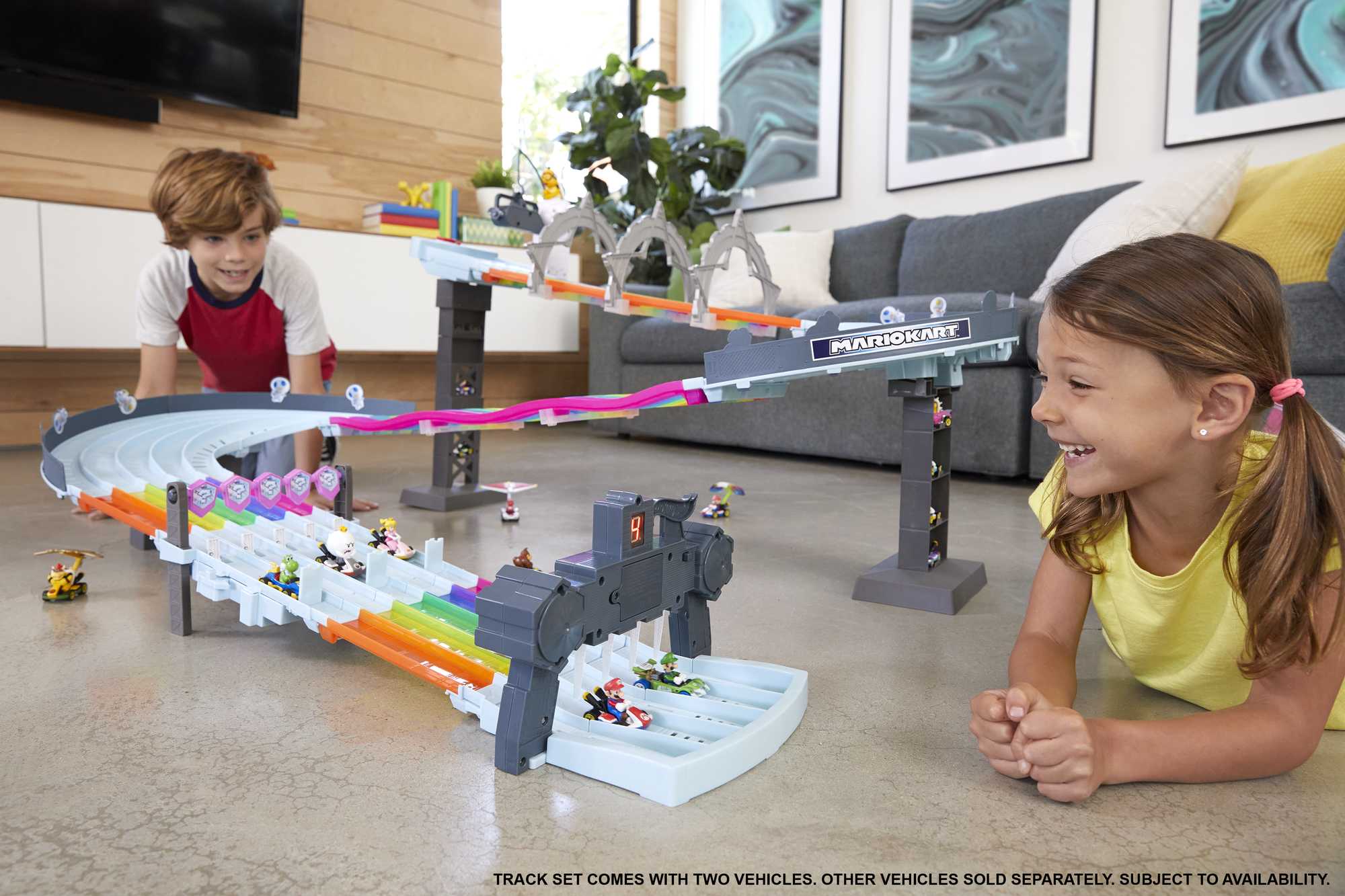 Hot Wheels Mario Kart Pista de Brinquedo Rainbow Road - Image 2