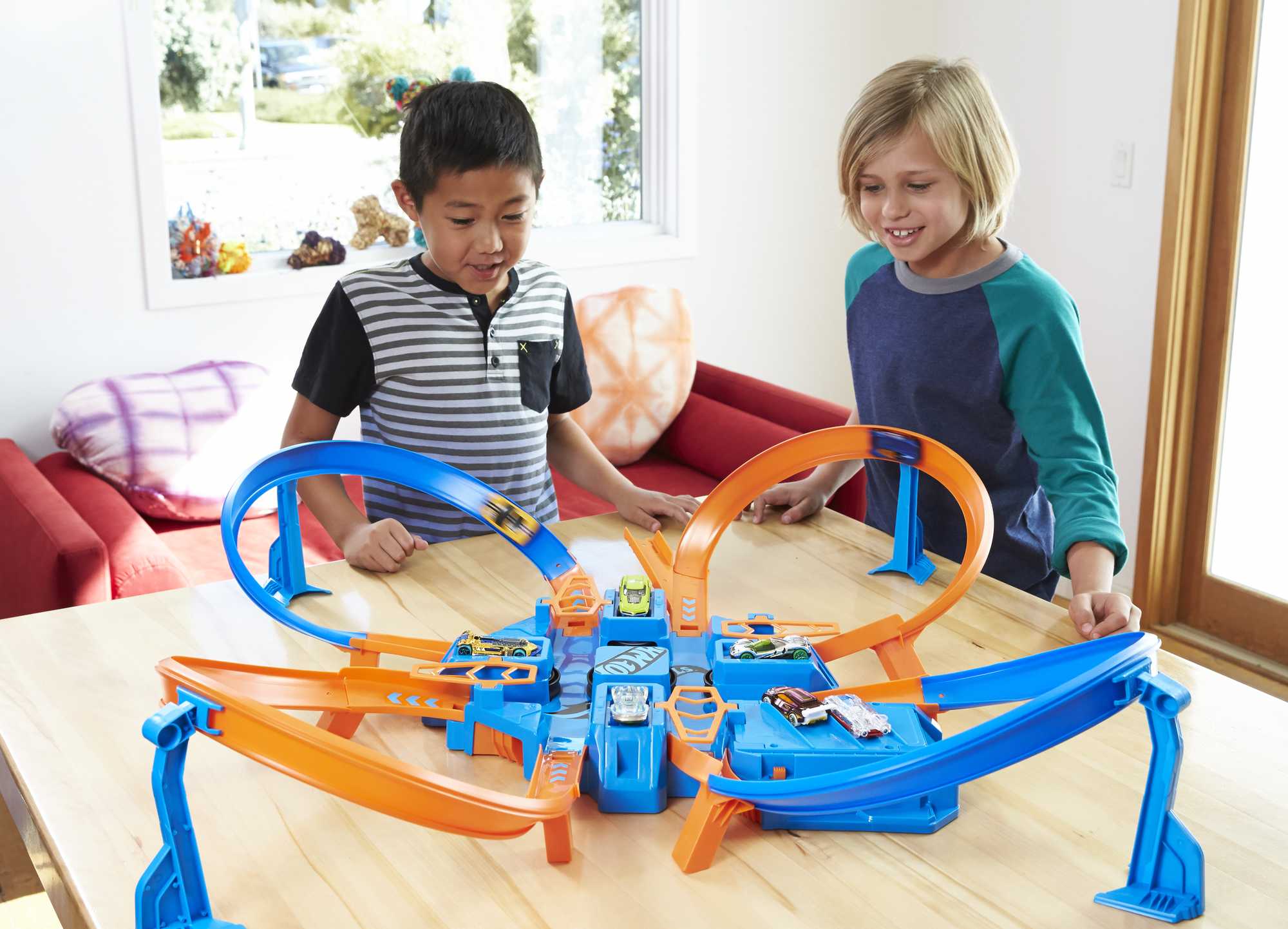 Hot Wheels Piste Circuit Crashs et Carrefours - Image 2