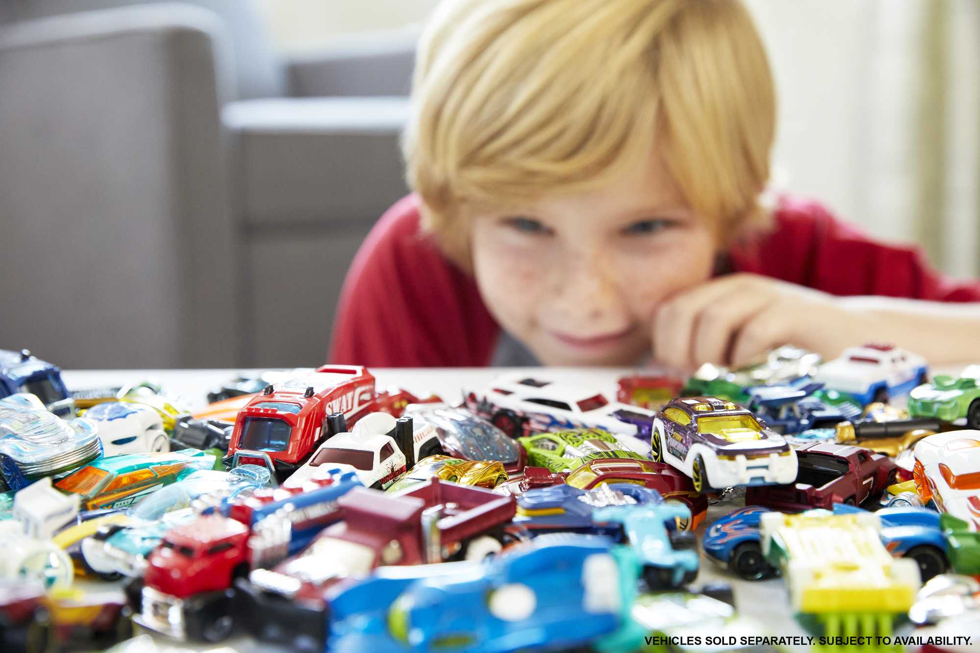 Hot Wheels Set Of 8 Basic Toy Cars & Trucks in 1:64 Scale including 1 Exclusive Car, Styles May Vary - Image 2