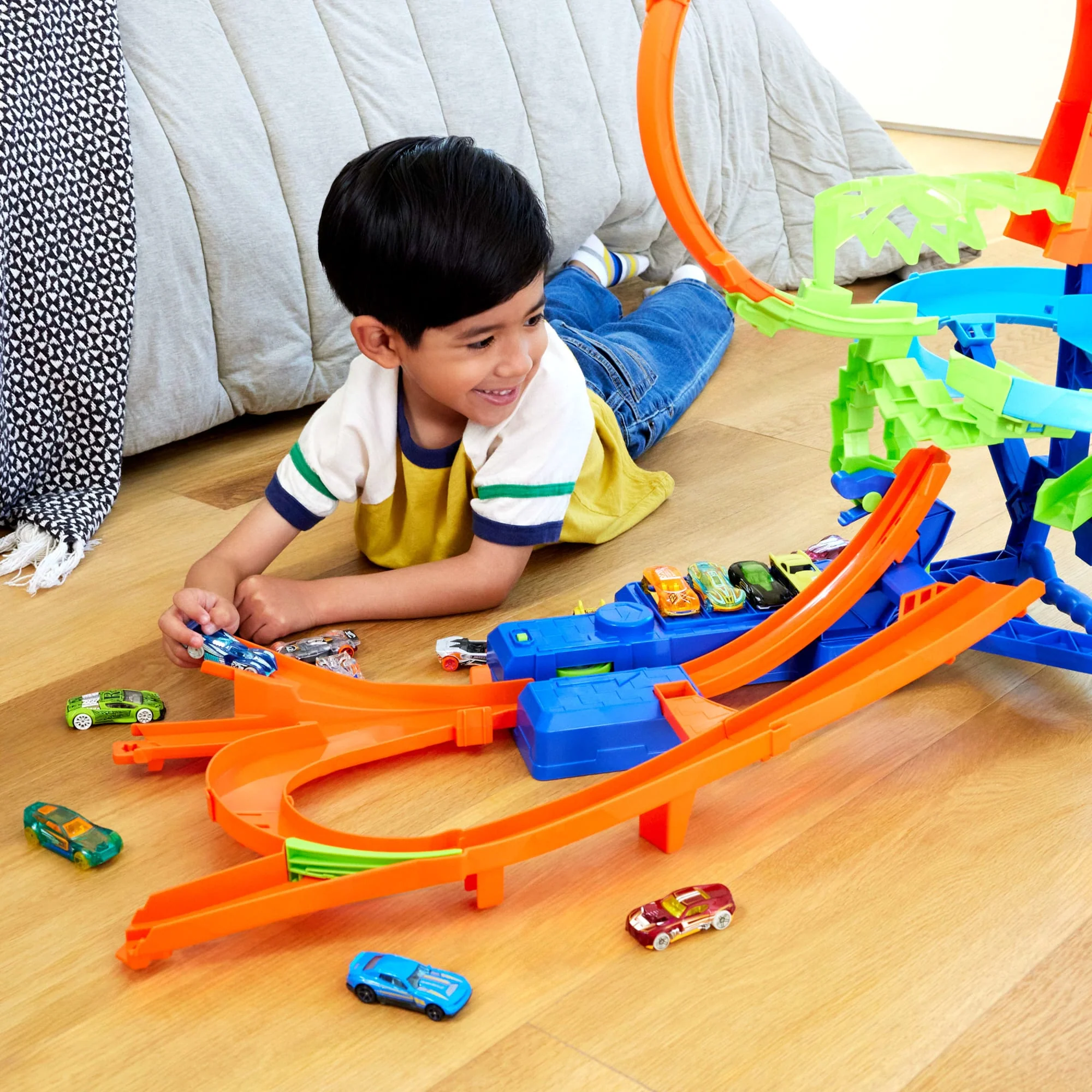 Hot Wheels Stunt Tracks Pista de Juguete Multi-Choque Aéreo - Image 2