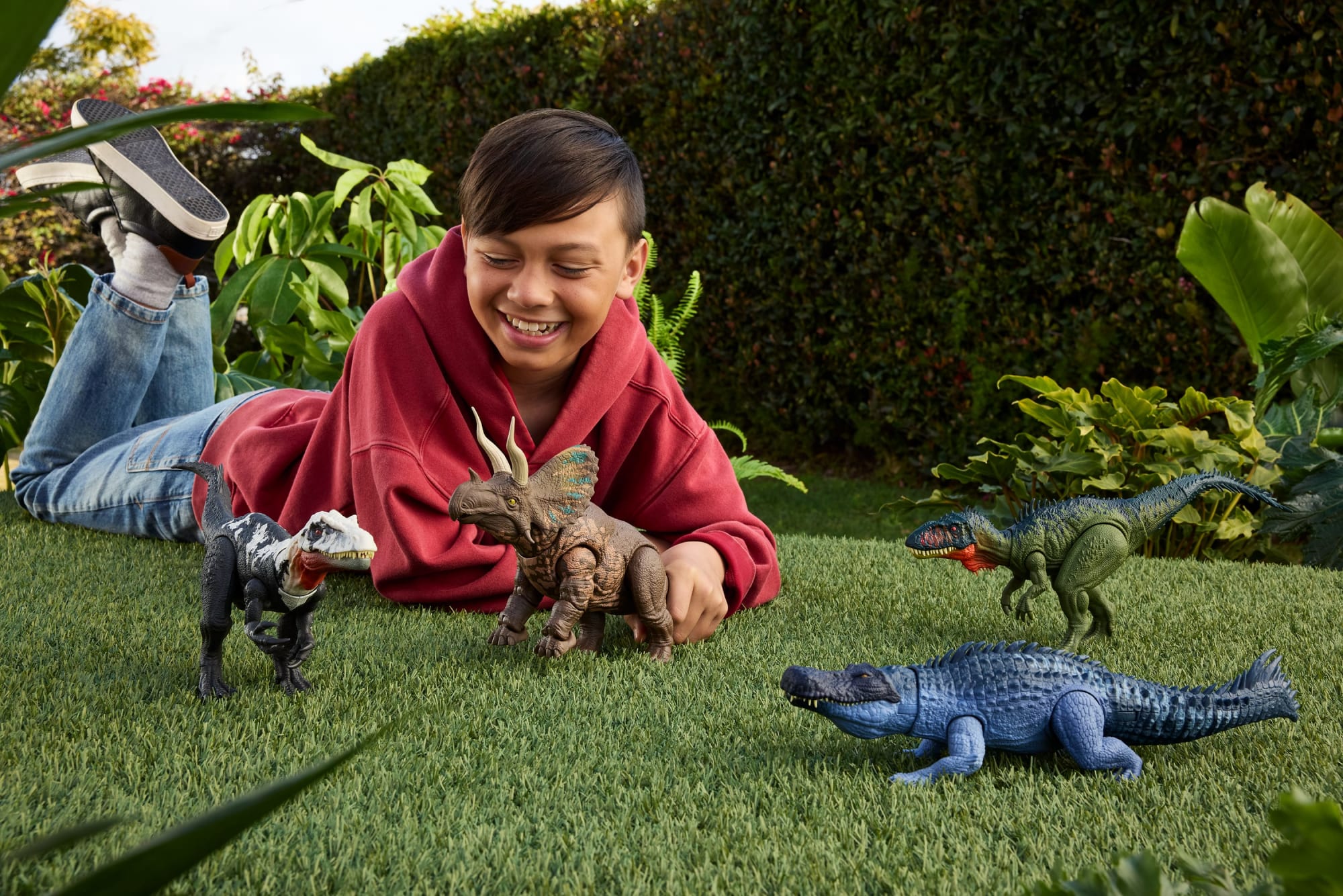 Jurassic World Dinosaurio de Juguete Rebirth Rastreadores Gigantes Eotriceratops - Image 2
