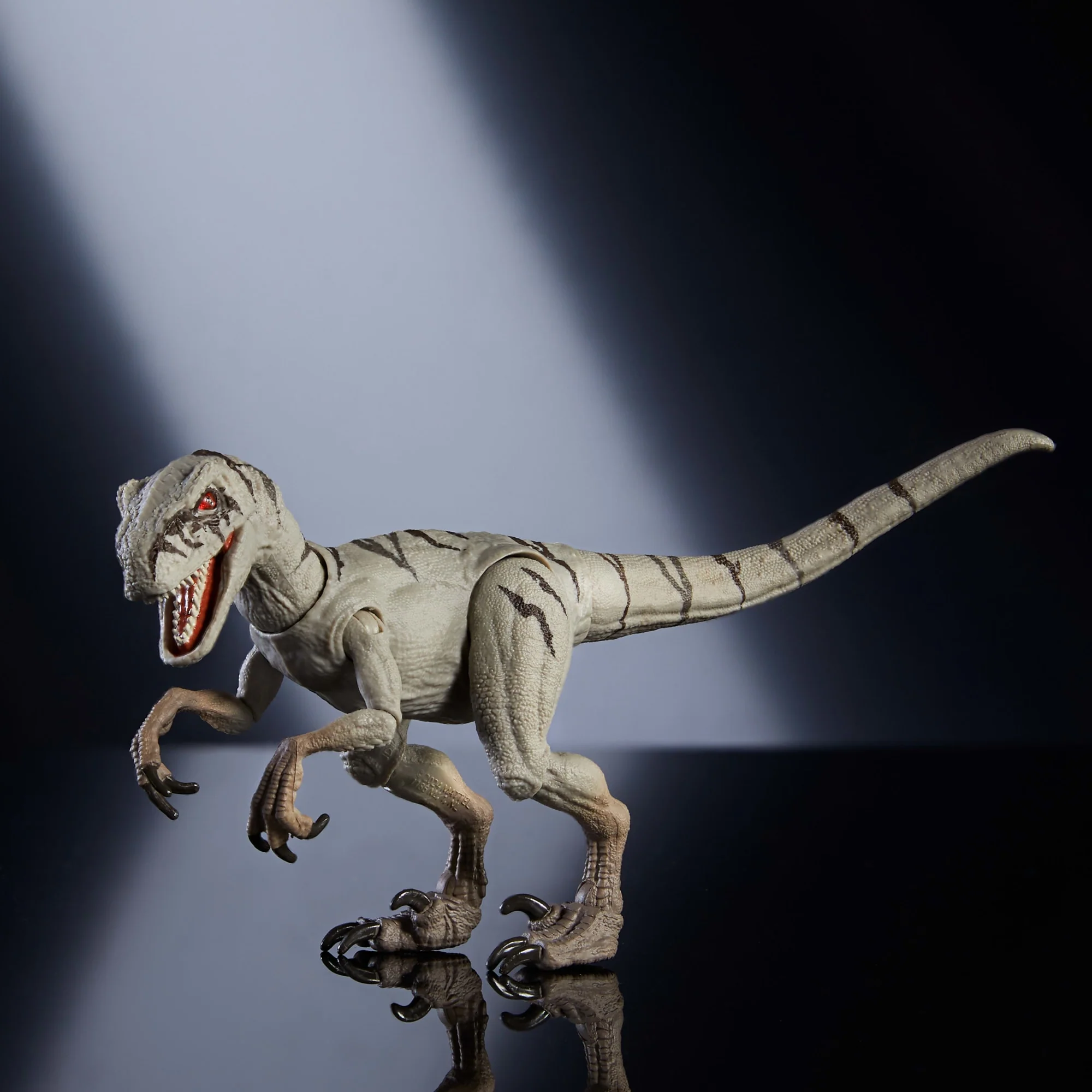 Jurassic World Dinossauro de Brinquedo Atrociraptor Ghost - Image 4