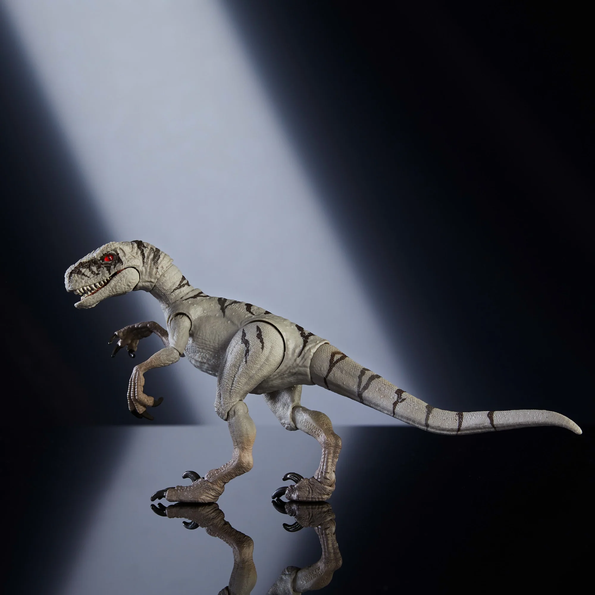 Jurassic World Dinossauro de Brinquedo Atrociraptor Ghost - Image 6
