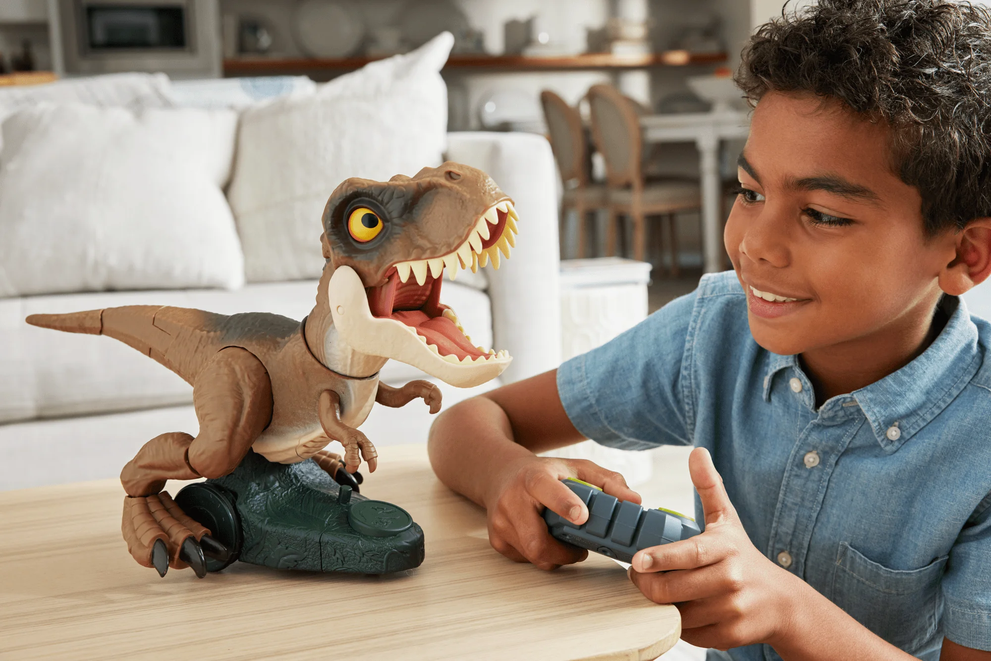 Jurassic World  Frénésie Rugissante  Téléguidé  T. Rex, Motorisé - Image 2
