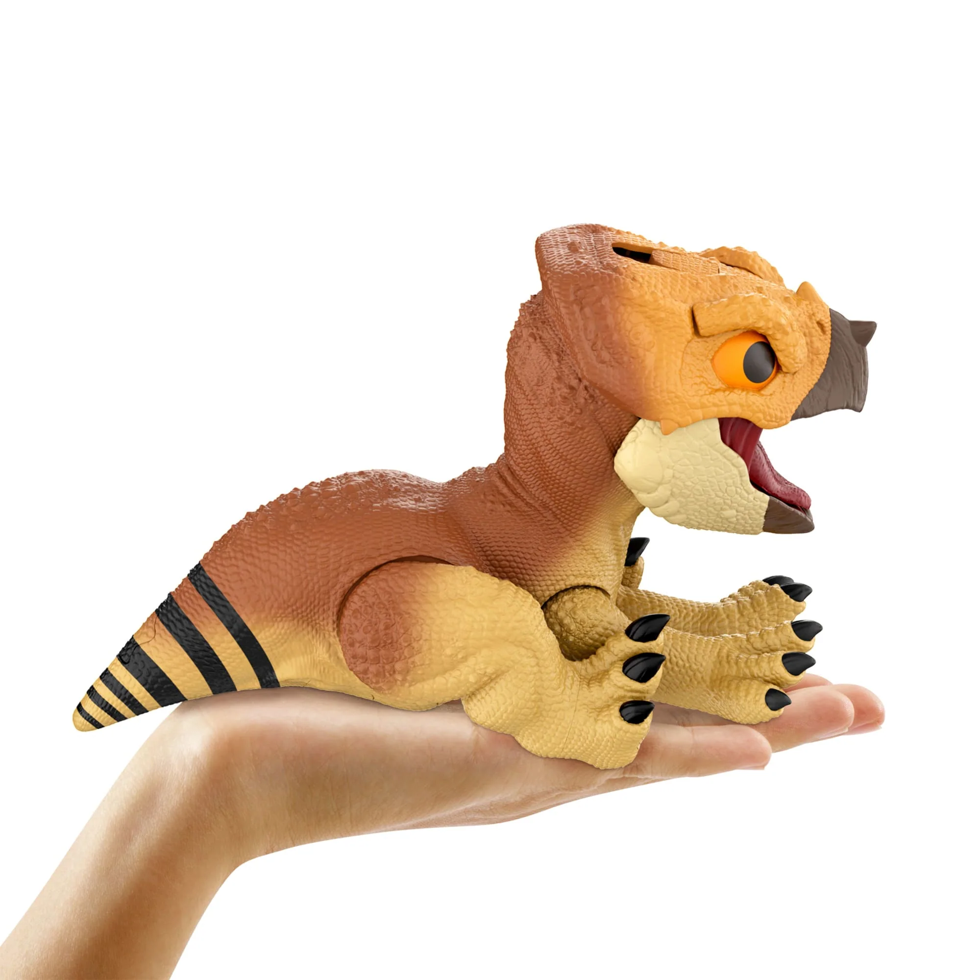 Jurassic World Rebirth Primal Protector Aquilops Dolores interactive Dinosaur Toy, Attack & Sounds - Image 6