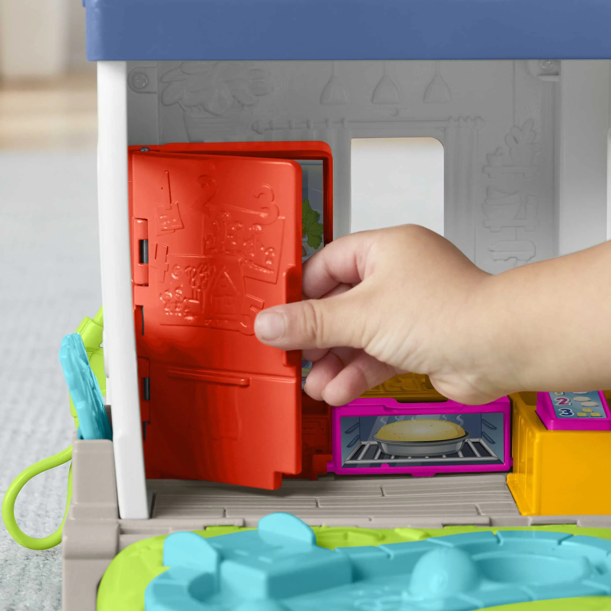 Little People Friends Together Play House Version Anglaise et Française - Image 4
