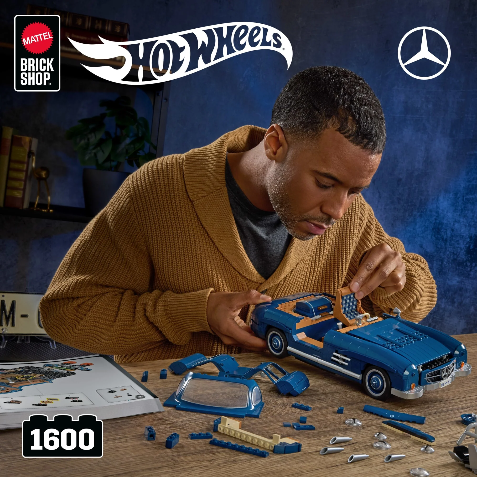 Mattel Brick Shop Hot Wheels Mercedes-Benz 300 SL Building Toy Kit (1600 Pieces), for Collectors - Image 2