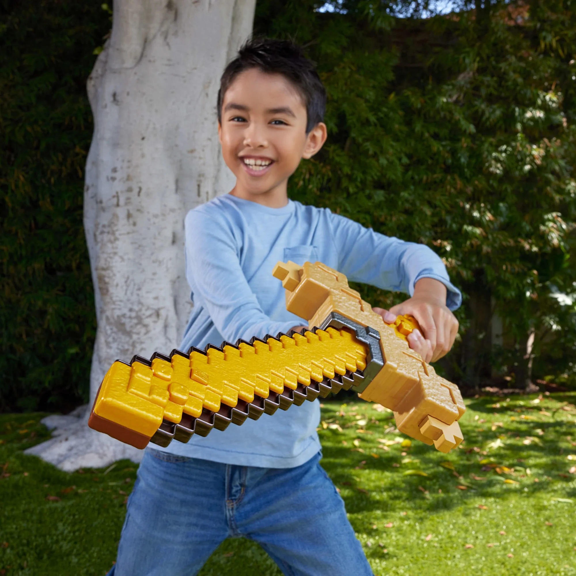 Minecraft Click & Switch Sword & Pick-Axe, Transforming Kid-Sized 2-In-1 Toy For Role-Play & Costumes - Image 2