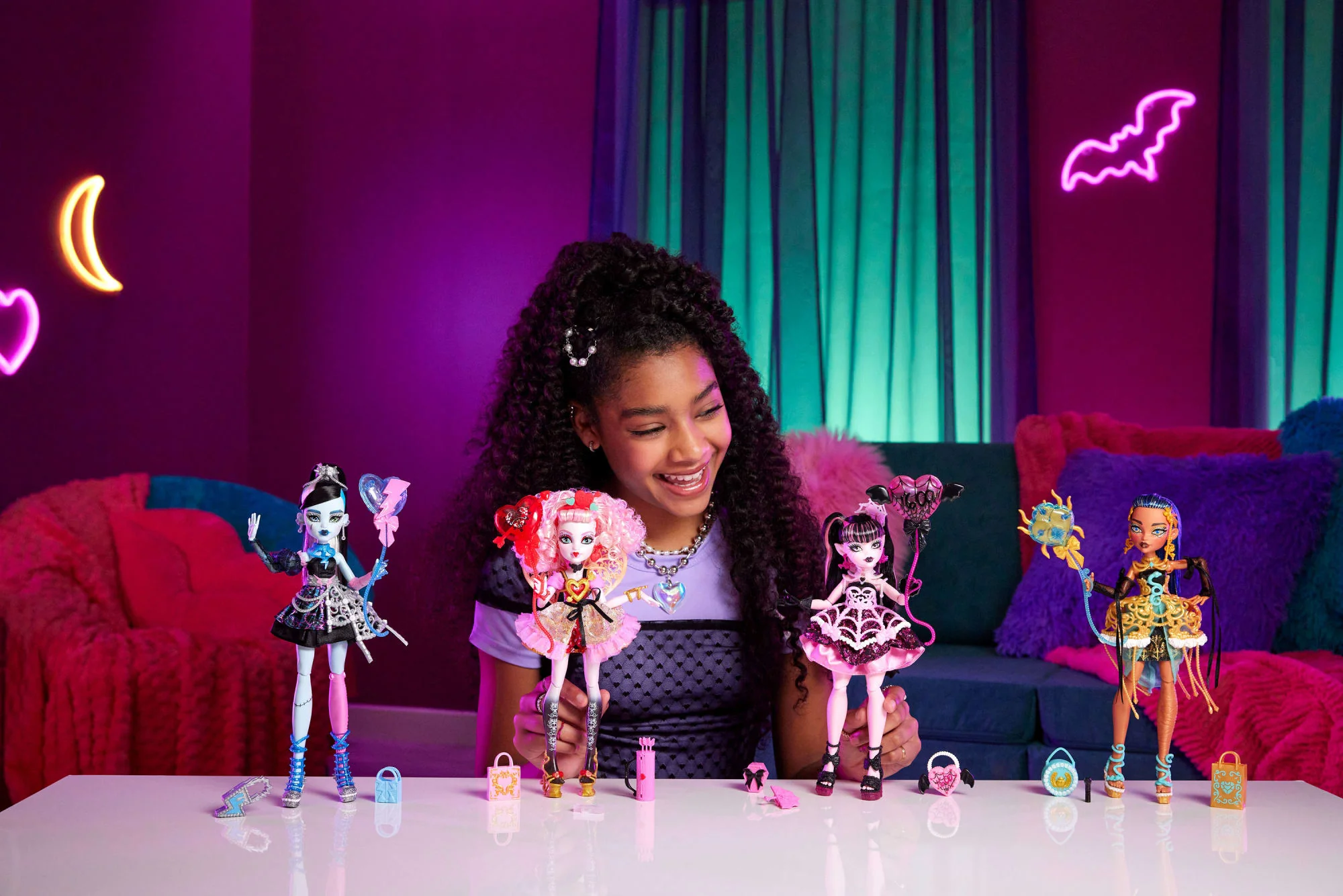 Monster High Boneca Aniversário Draculaura 1600 Cupid - Image 2