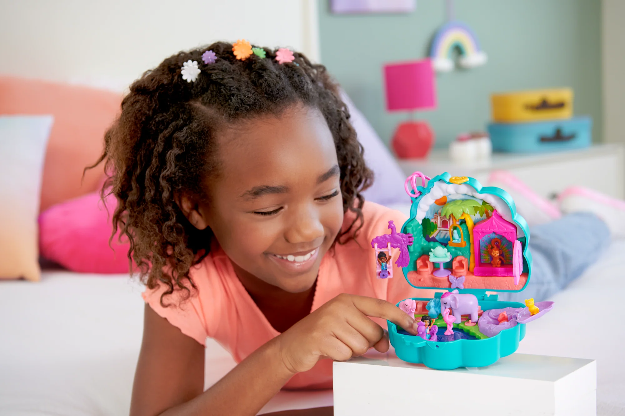 Polly Pocket Peacock Garden Compact With 2 Micro Dolls And Pets, Travel Toy With Animal Accessories - Image 2