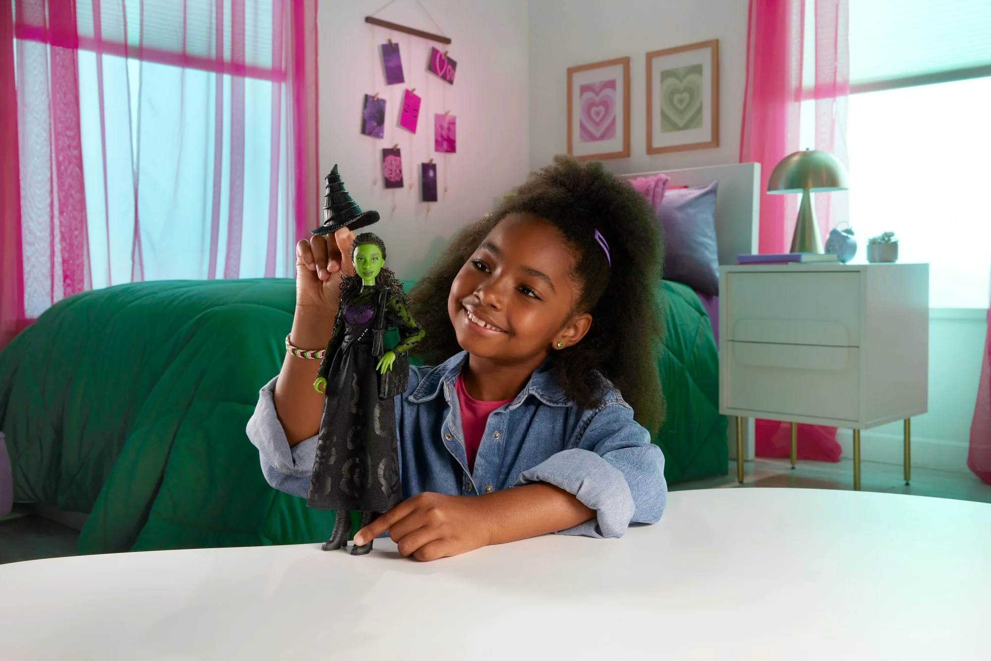 Universal Pictures Wicked Poupée Elphaba Avec Accessoires et Habillages Amovibles - Image 2
