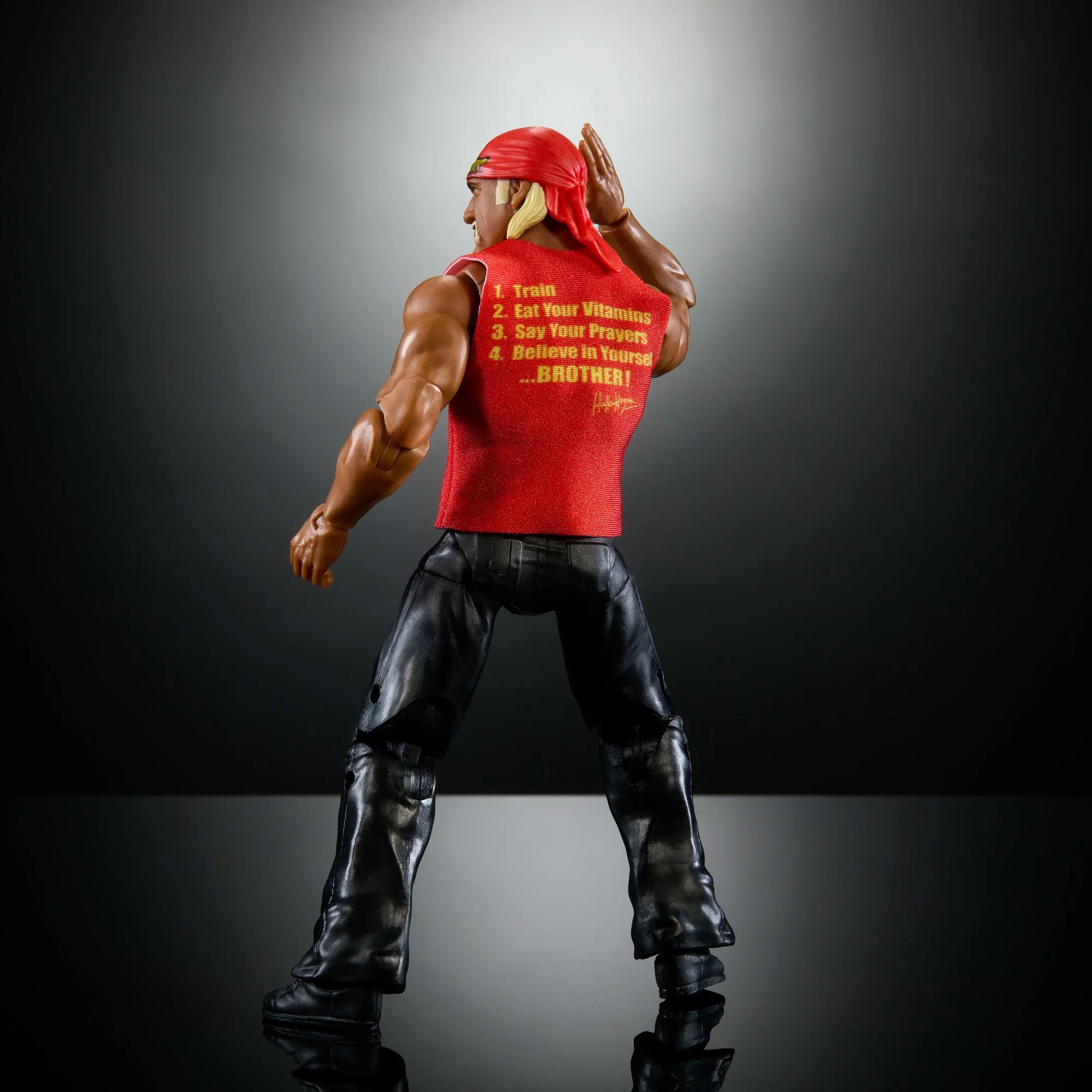 WWE Elite Collection Premium Live EVent Hulk Hogan Action Figure Set, Wrestlemania Collectible - Image 6